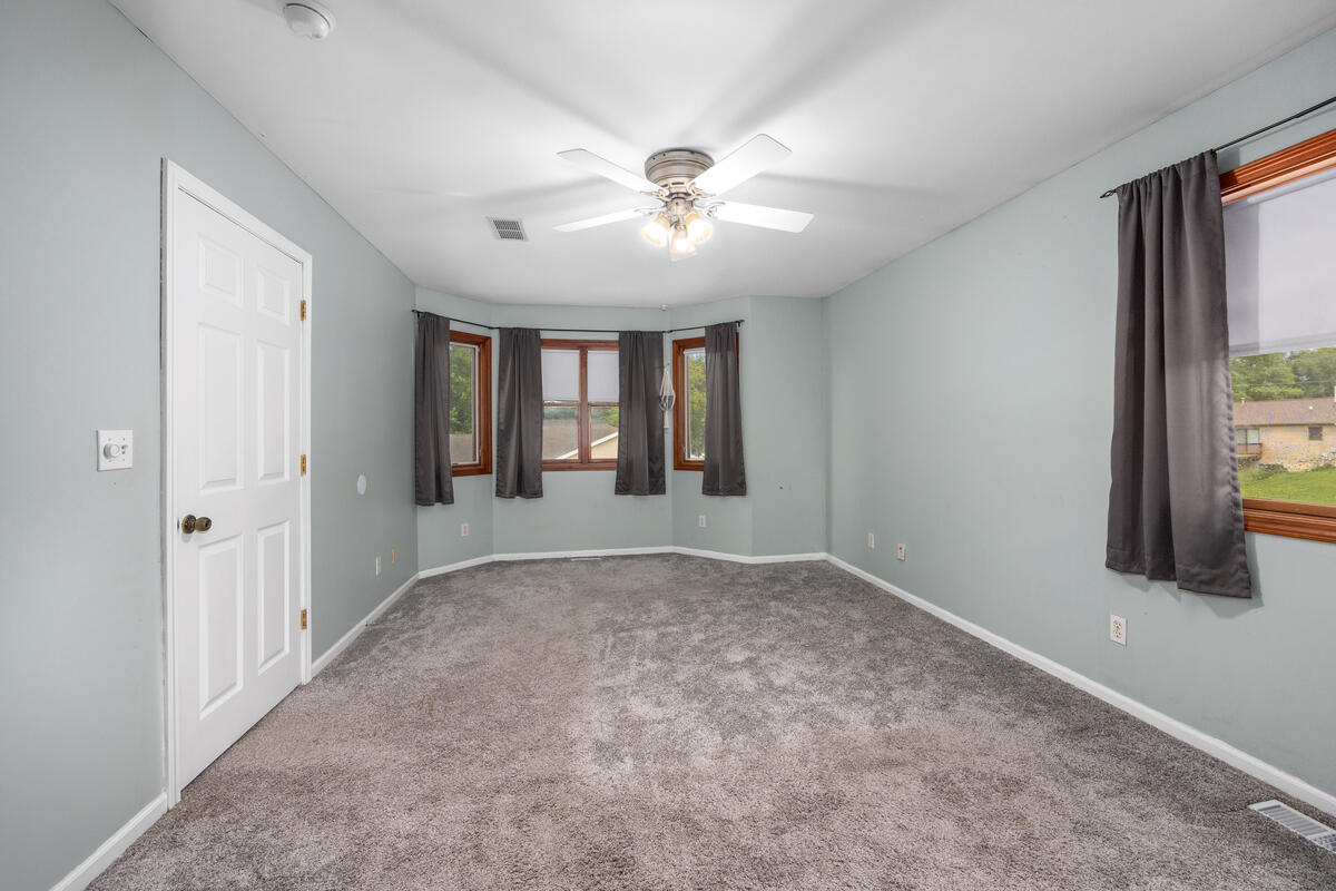 10881 Hoffman Road Property Photo 17