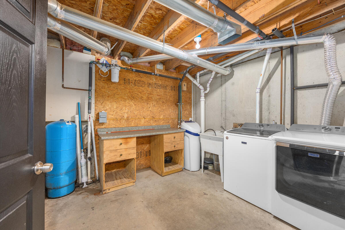 10881 Hoffman Road Property Photo 29