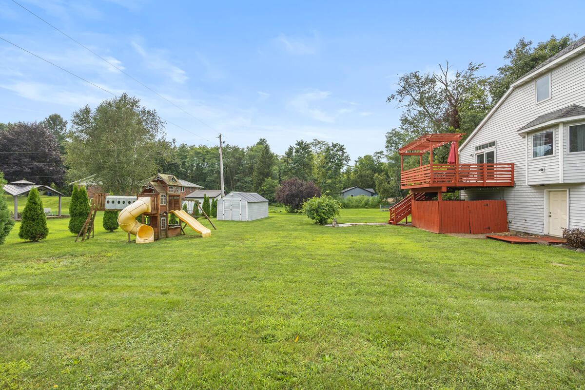 10881 Hoffman Road Property Photo 32