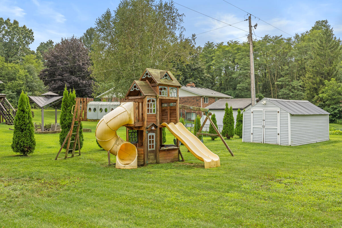10881 Hoffman Road Property Photo 33