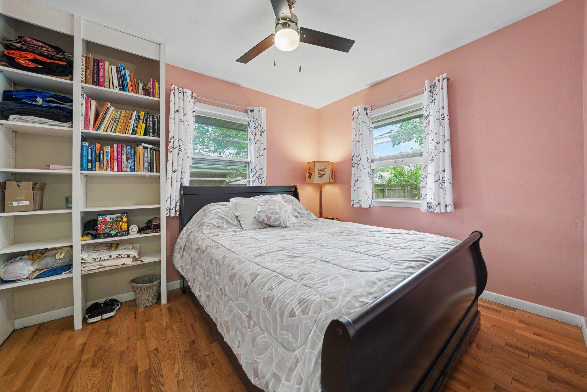 1507 Langley Avenue Property Photo 15