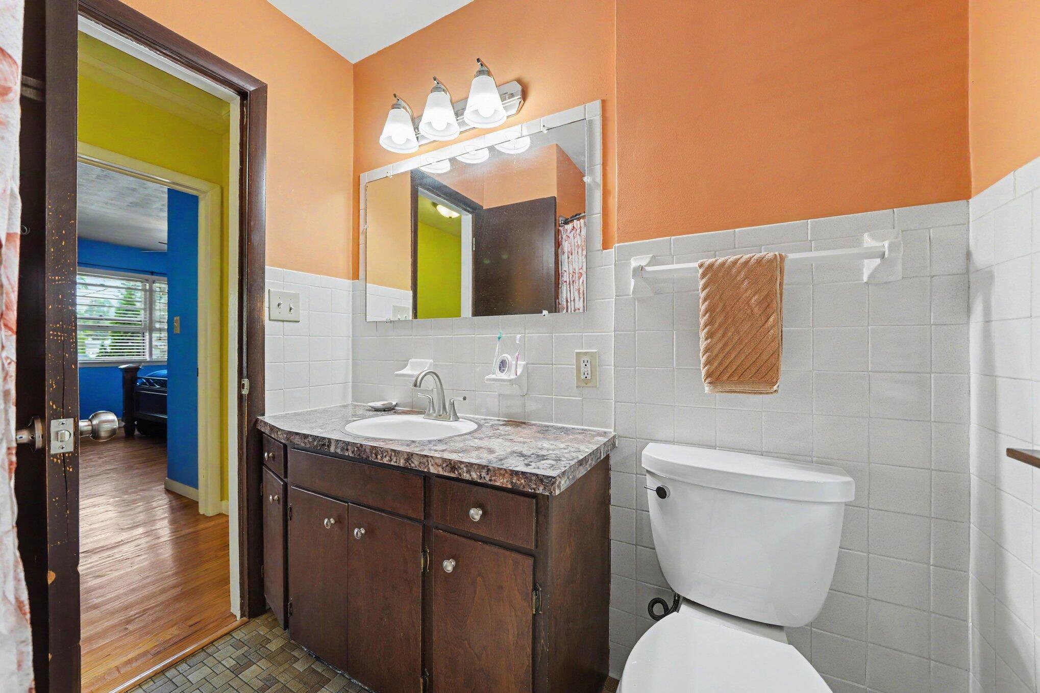 1507 Langley Avenue Property Photo 17
