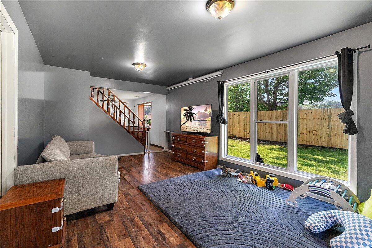 678 Butternut Drive Property Photo 17