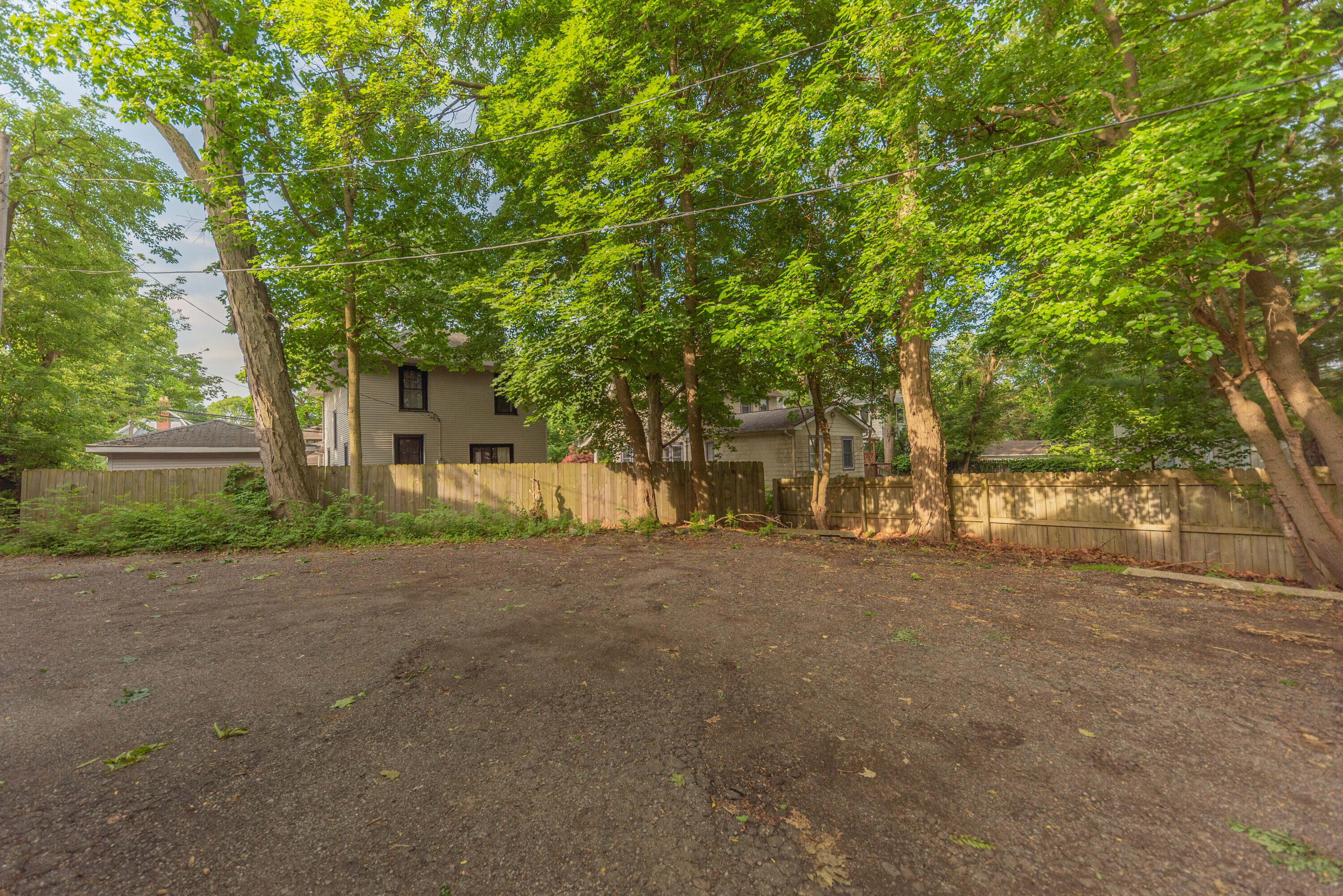 1310 Packard Street Property Photo 4