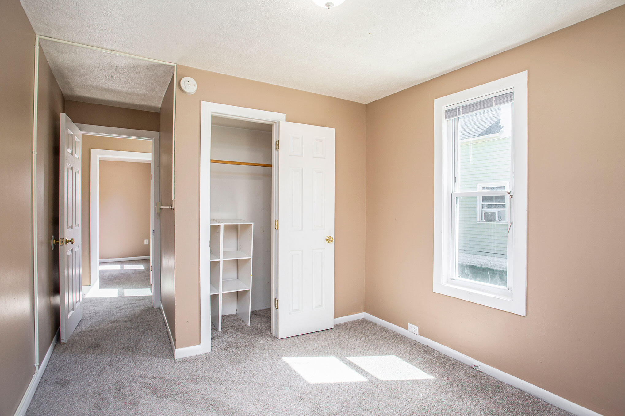 1448 Broadway Avenue Nw Property Photo 8