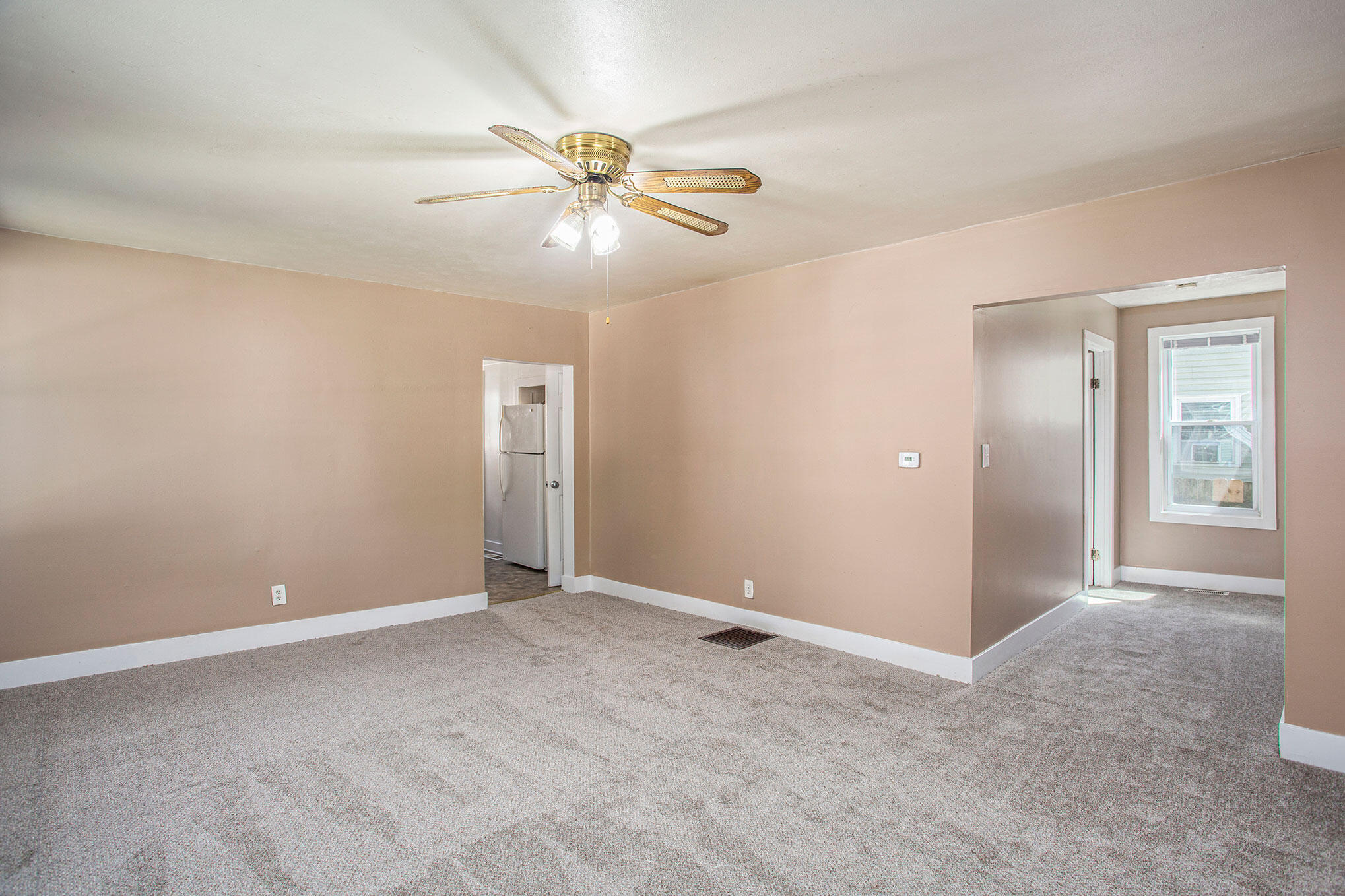 1448 Broadway Avenue Nw Property Photo 14