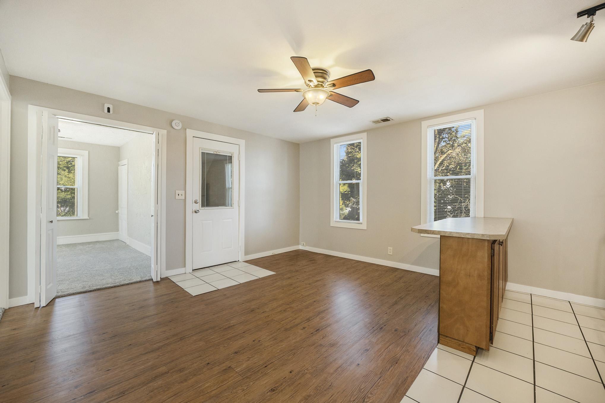 1448 Broadway Avenue Nw Property Photo 19