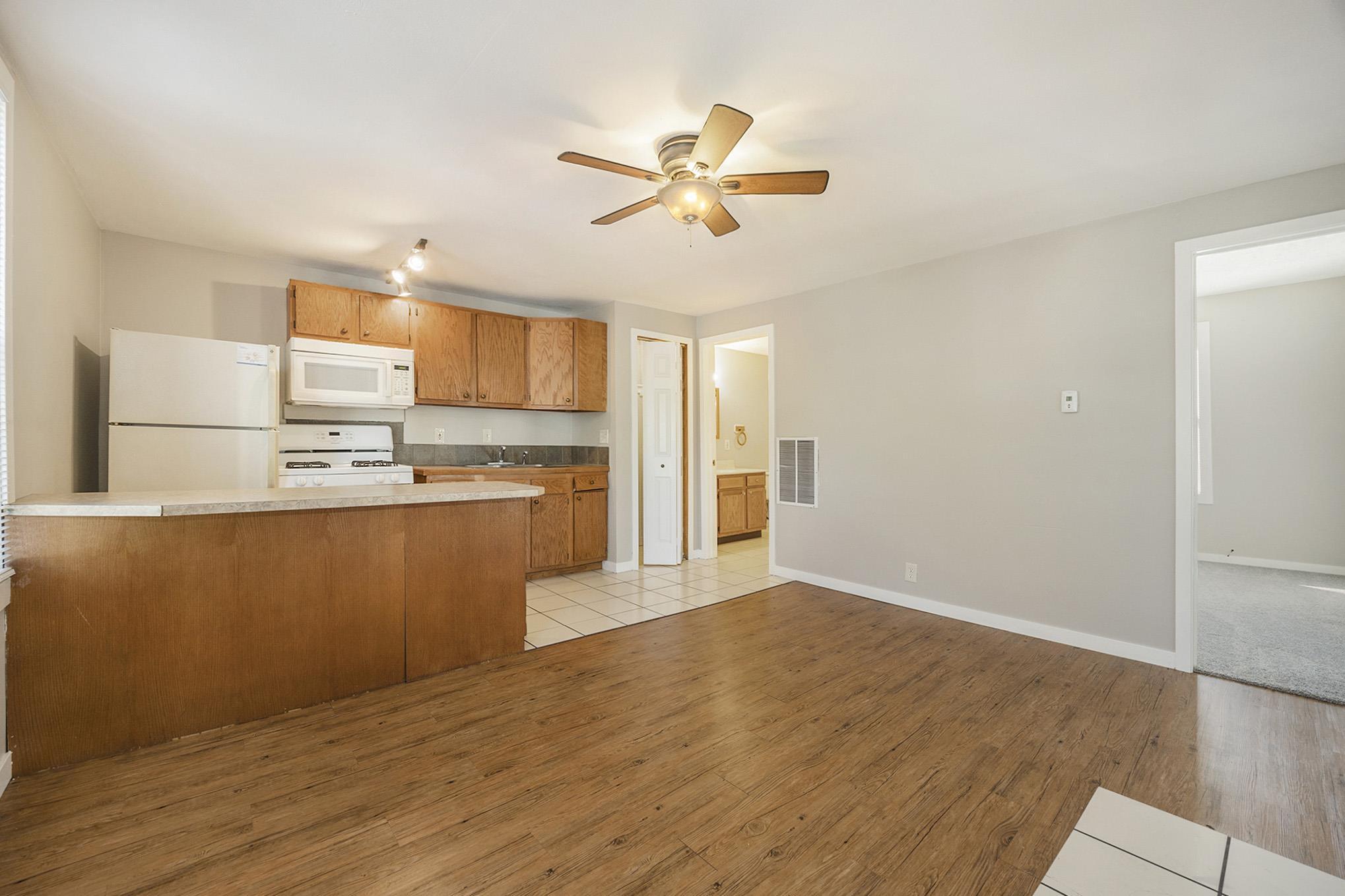 1448 Broadway Avenue Nw Property Photo 20