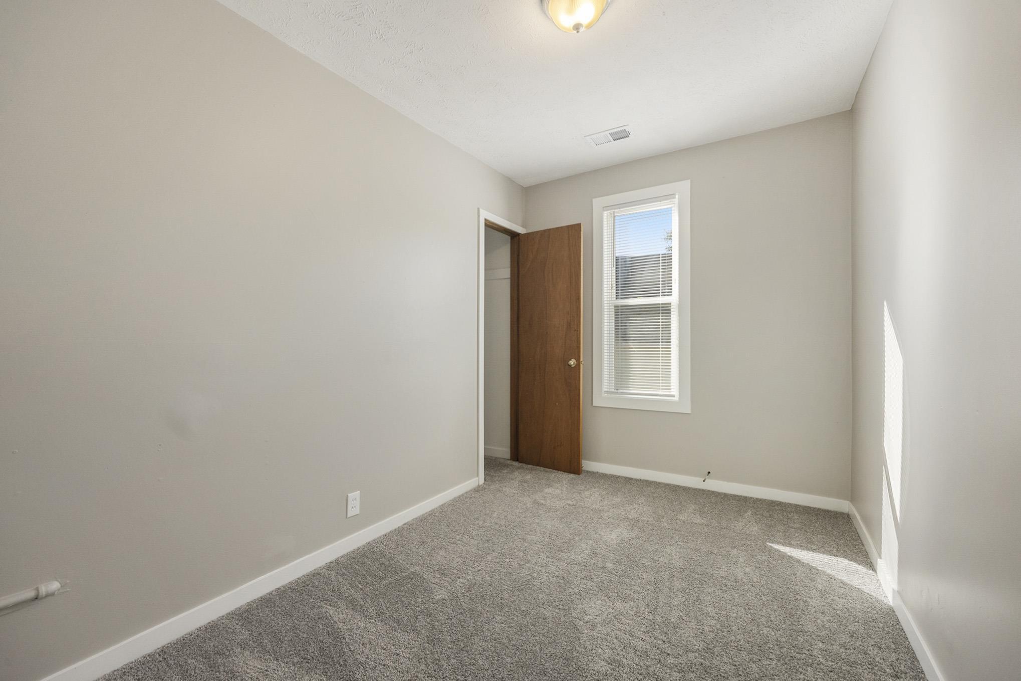 1448 Broadway Avenue Nw Property Photo 27