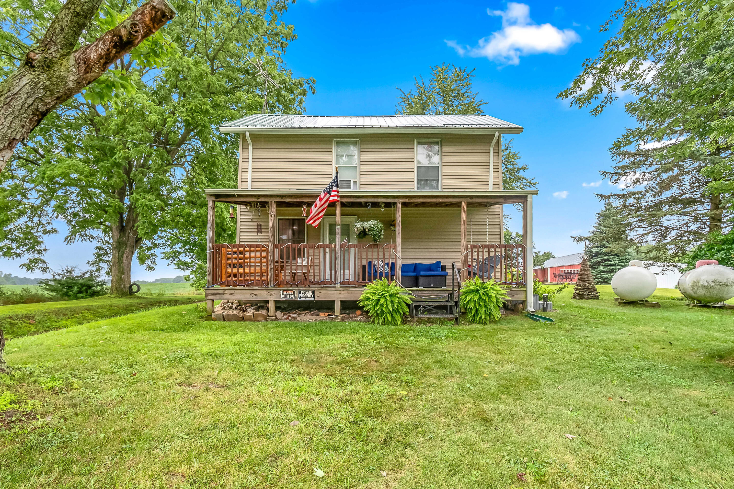 10303 Grass Lake Road Property Photo 2