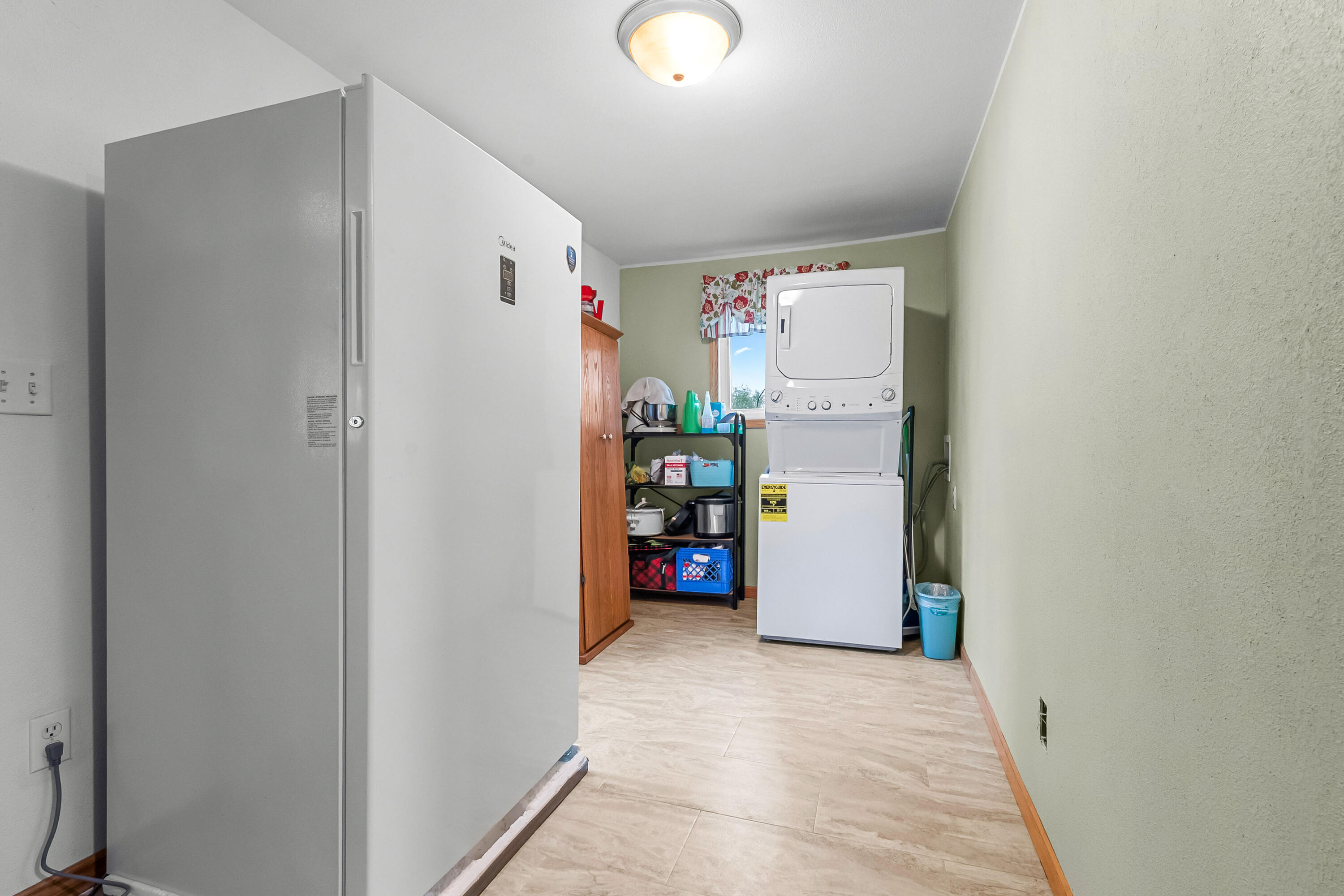 10303 Grass Lake Road Property Photo 4