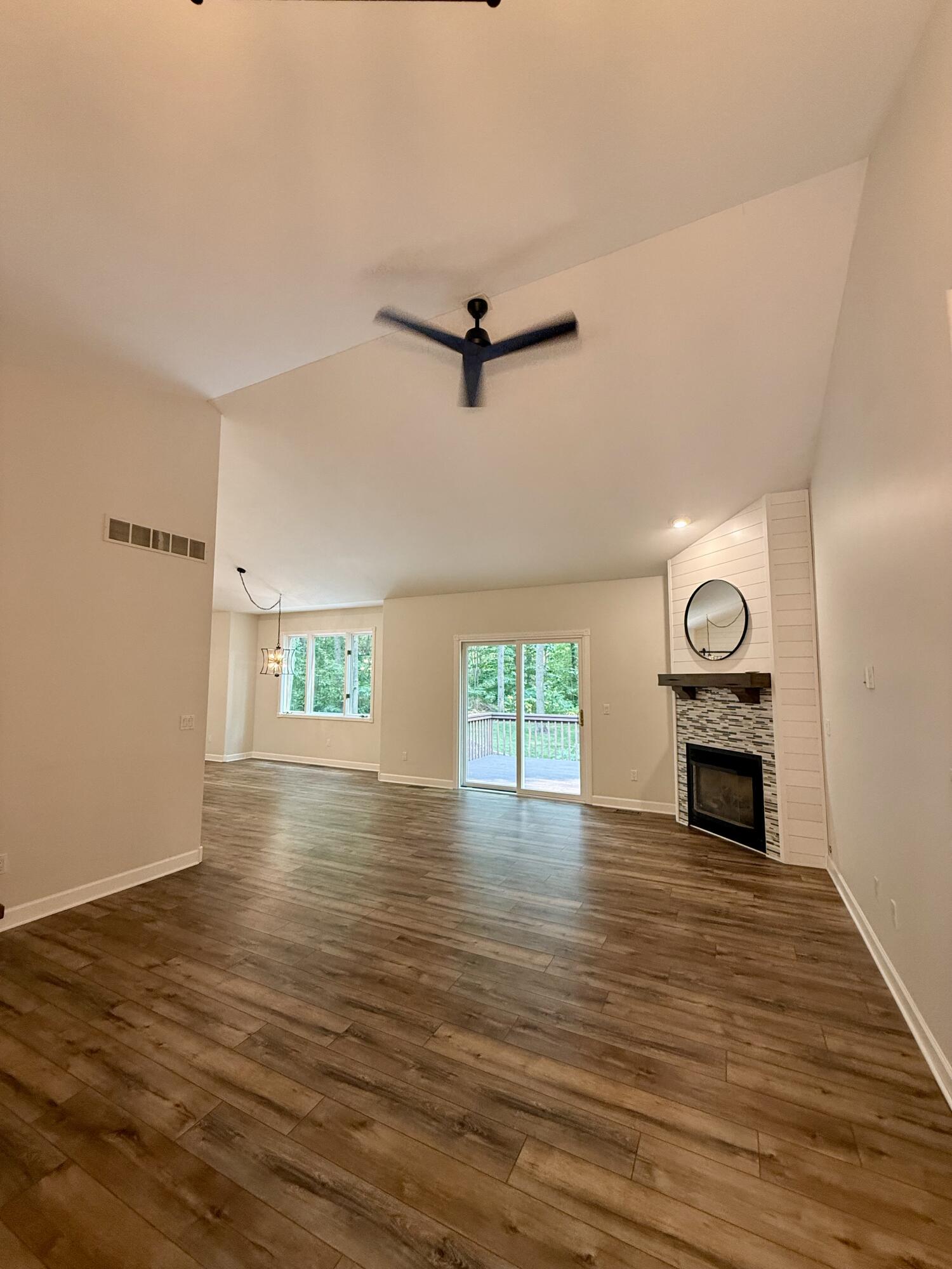 5224 Bonasa Drive Ne Property Photo 3