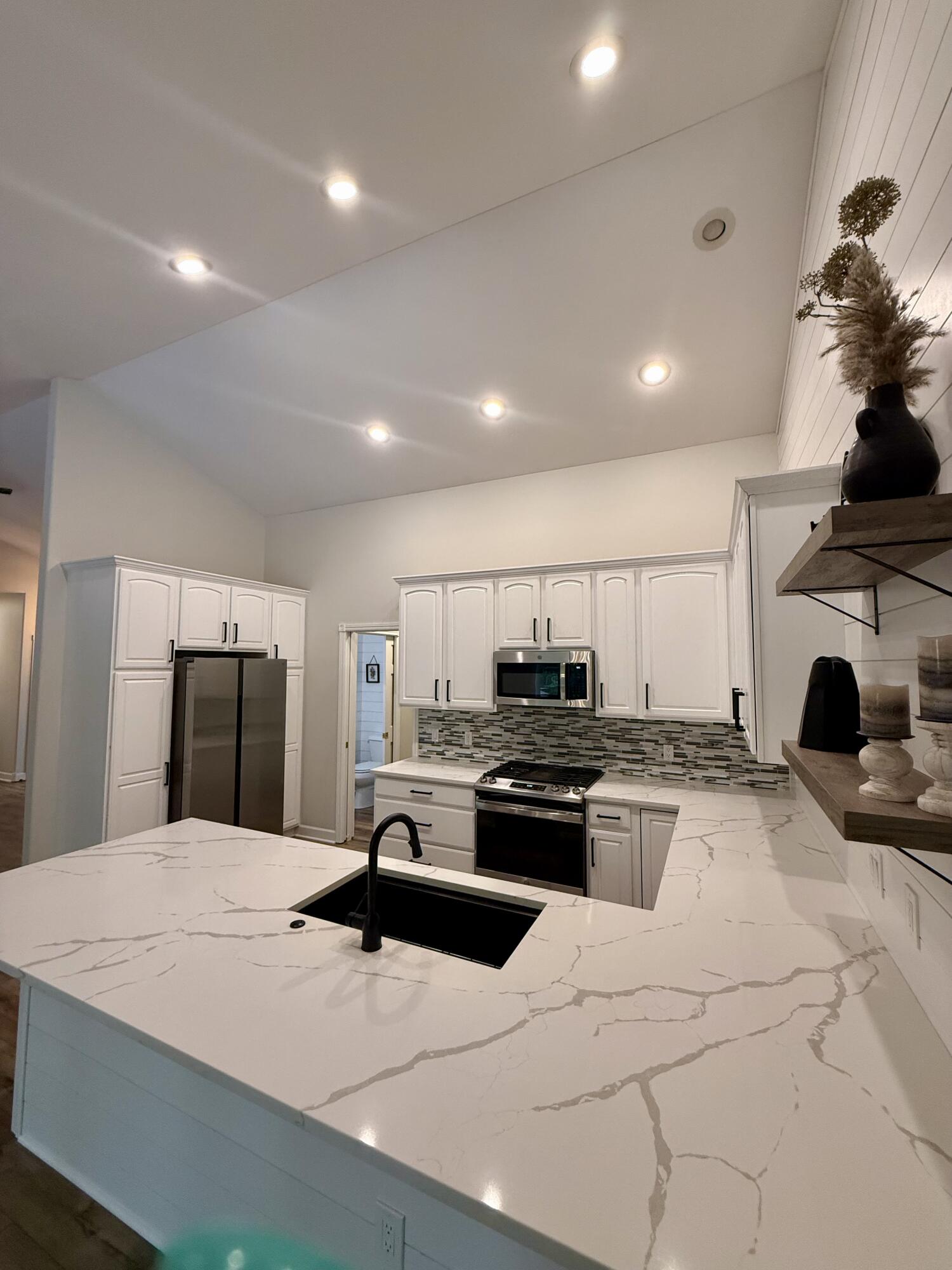 5224 Bonasa Drive Ne Property Photo 9
