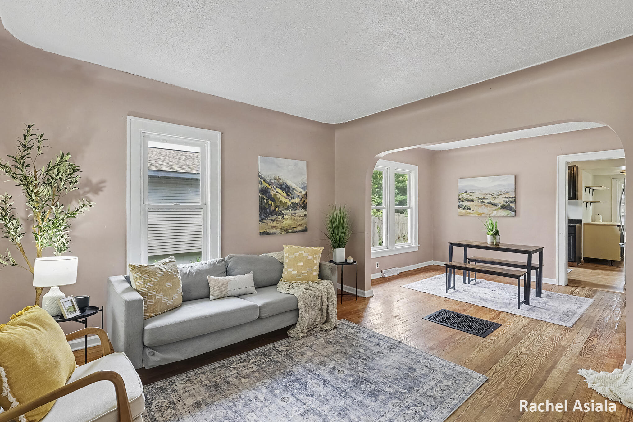 143 Murray Street Se Property Photo 3
