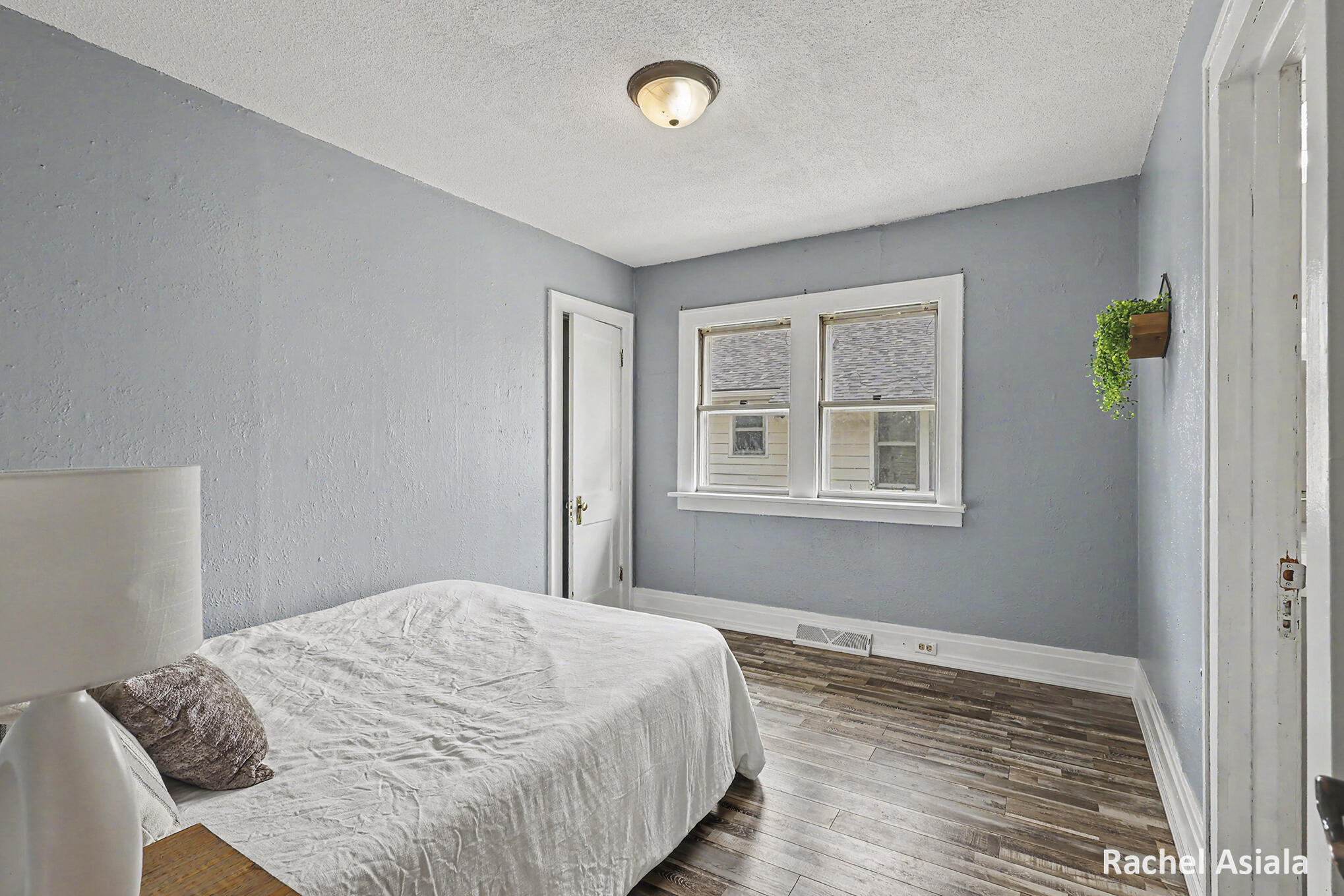 143 Murray Street Se Property Photo 12