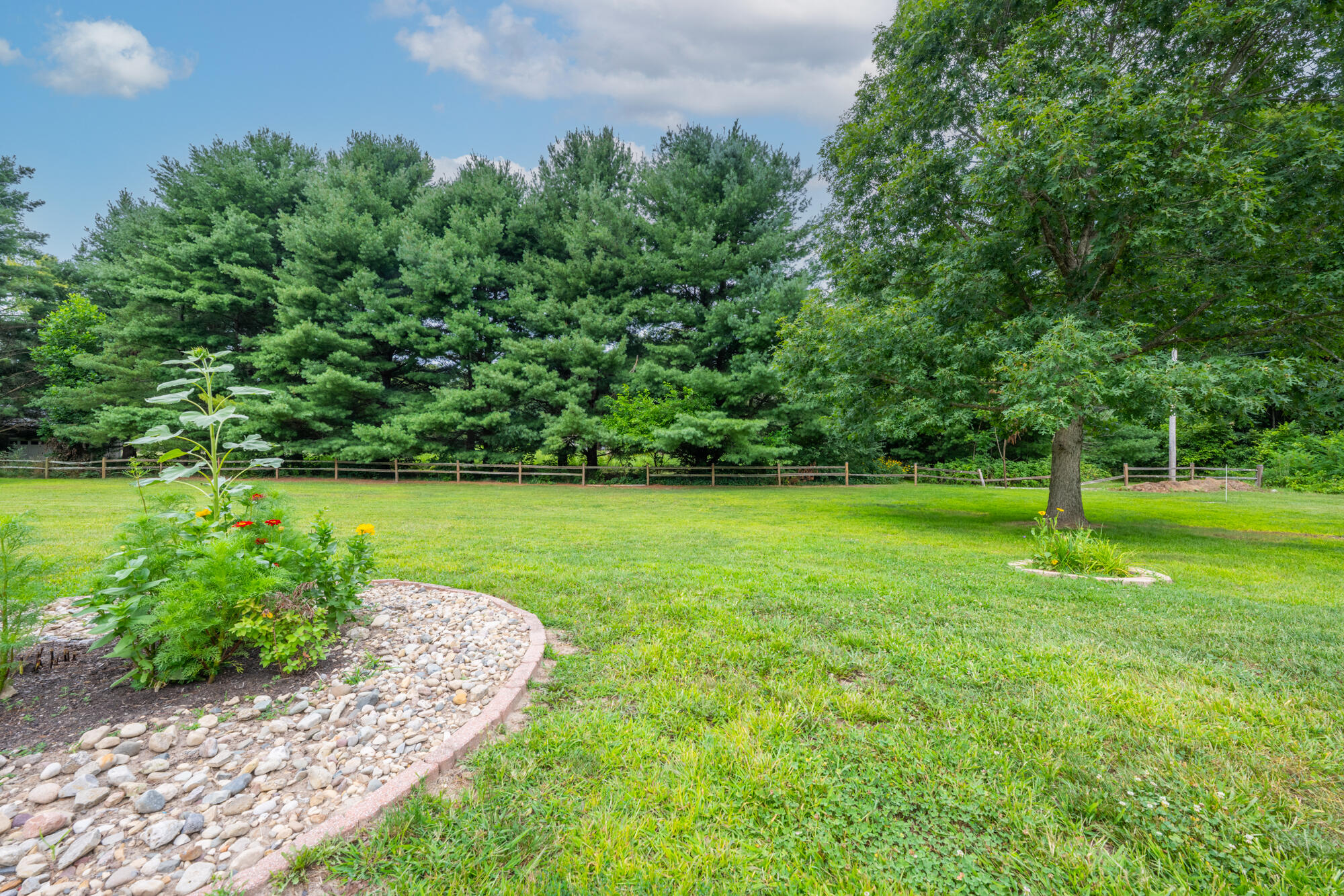 5324 Becht Road Property Photo 11
