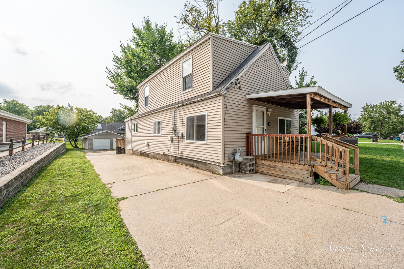 2163 Galewood Avenue Sw Property Photo 3
