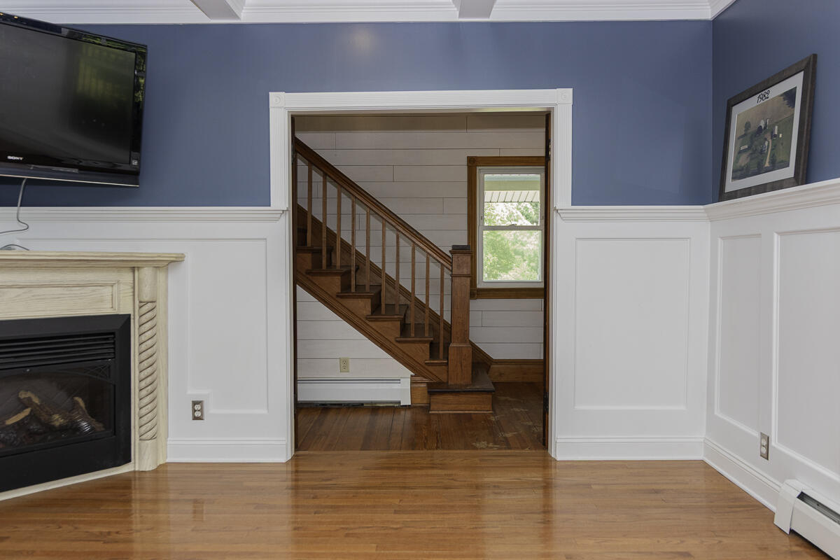 11481 Cressey Road Property Photo 18