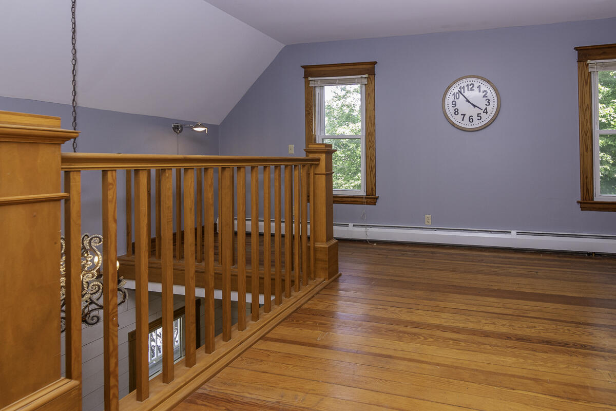 11481 Cressey Road Property Photo 26