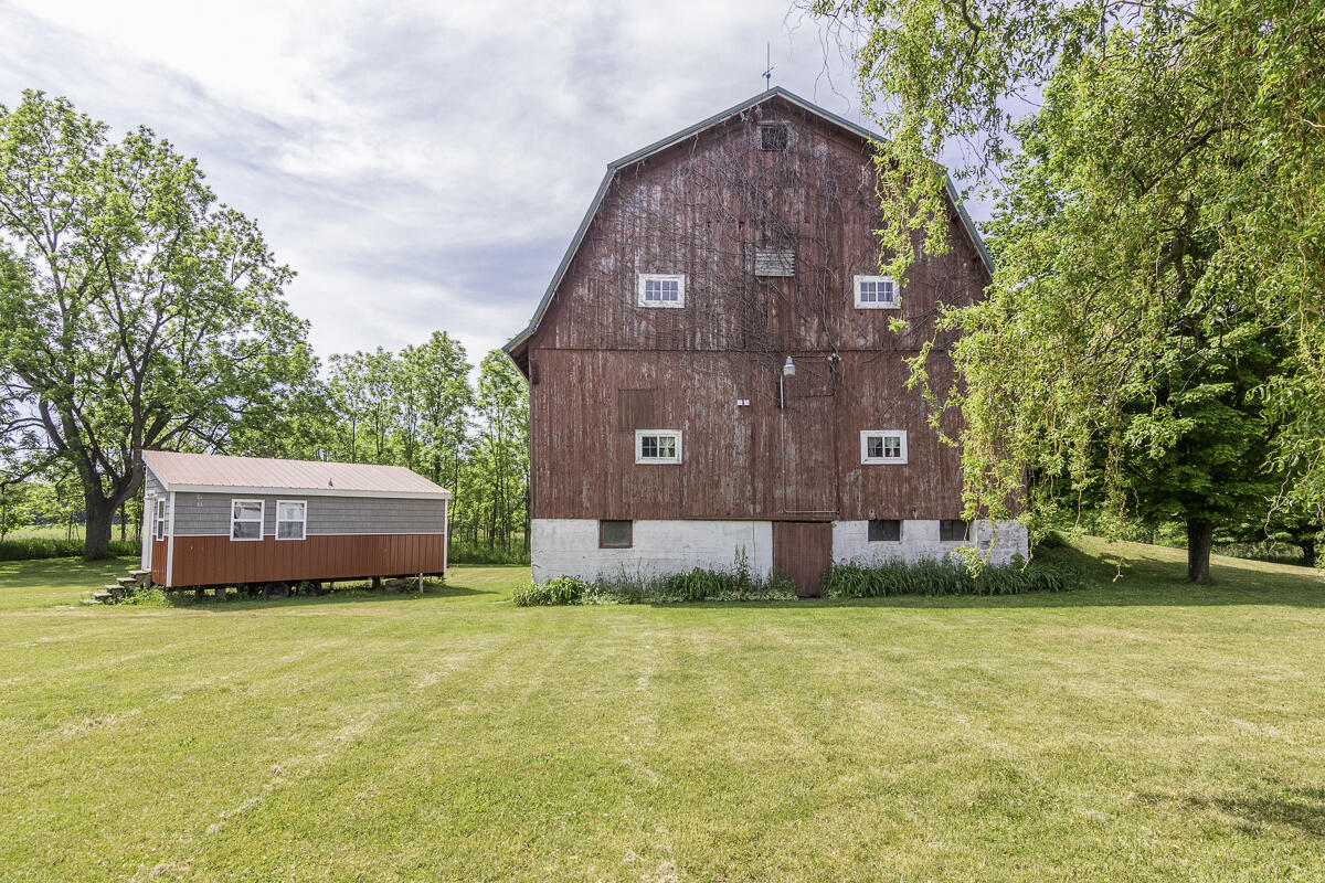 11481 Cressey Road Property Photo 36