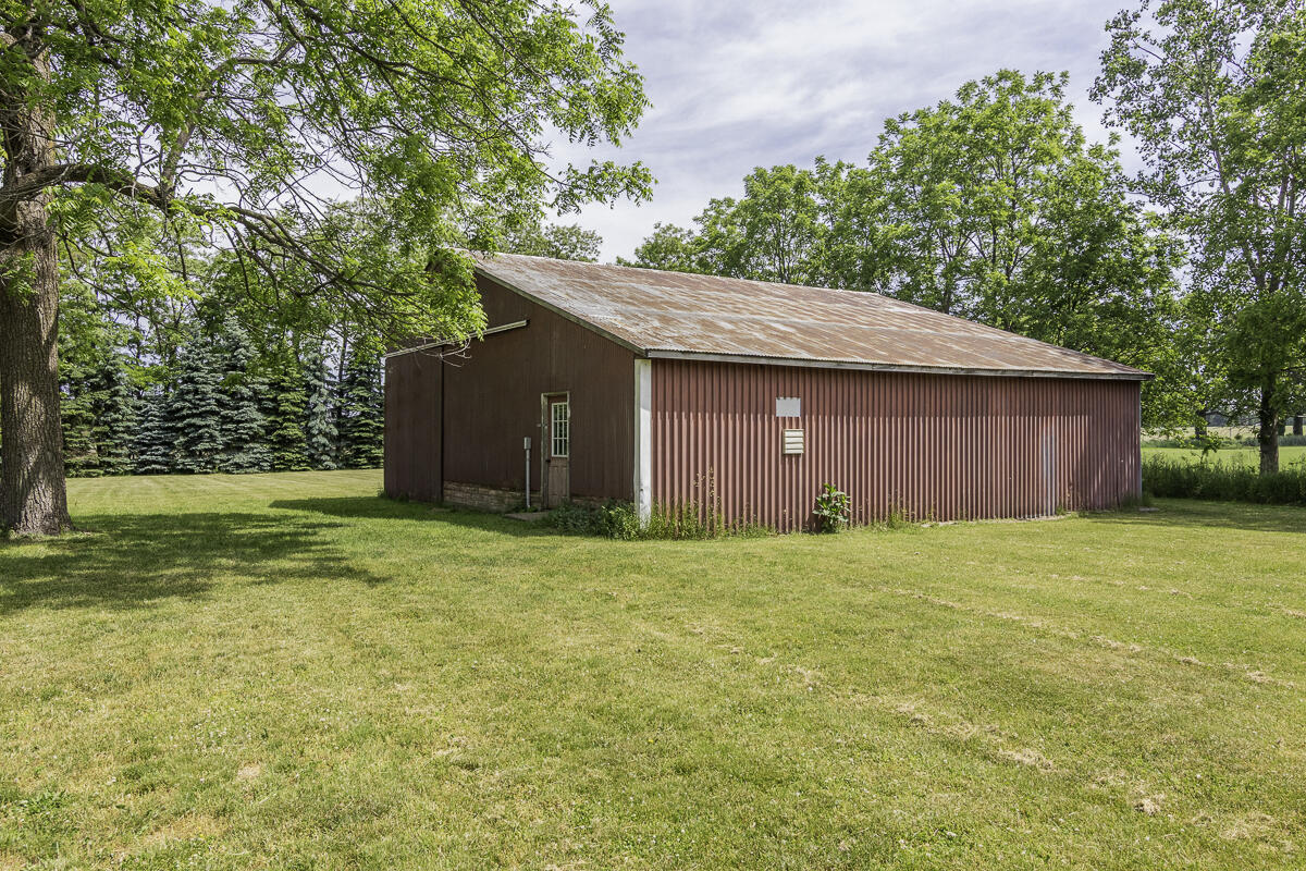 11481 Cressey Road Property Photo 52