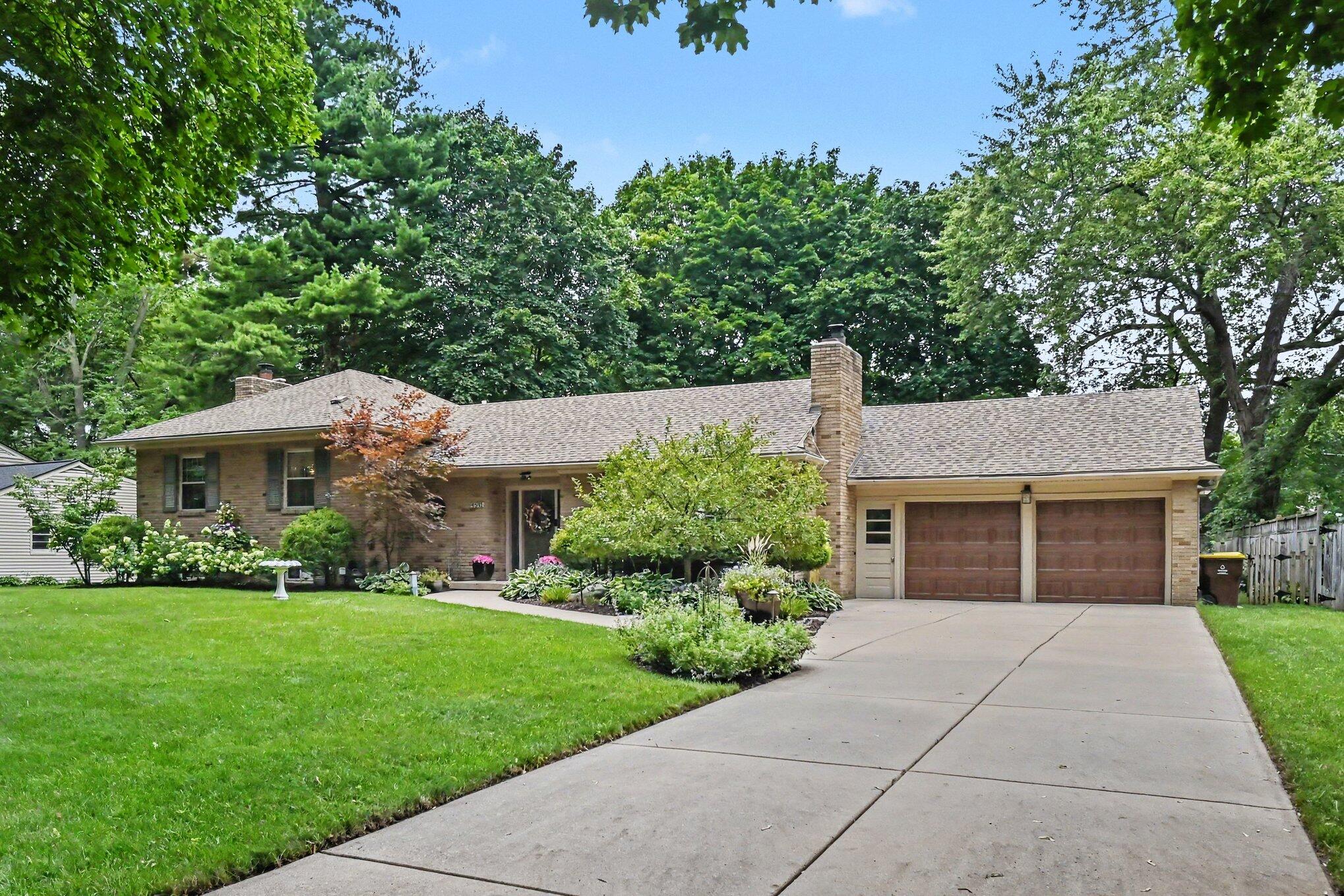 4591 Nakoma Drive Property Photo 4