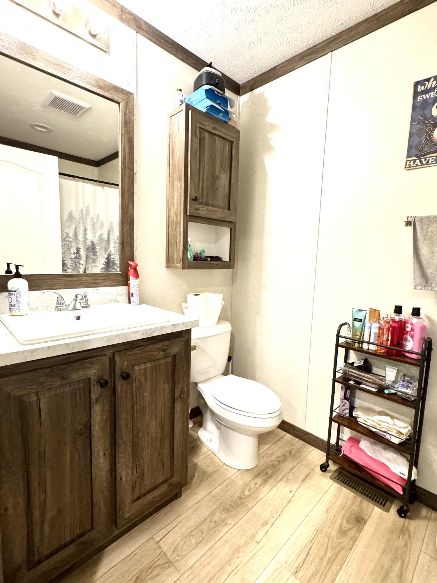 11366 Greenfield Drive Property Photo 14