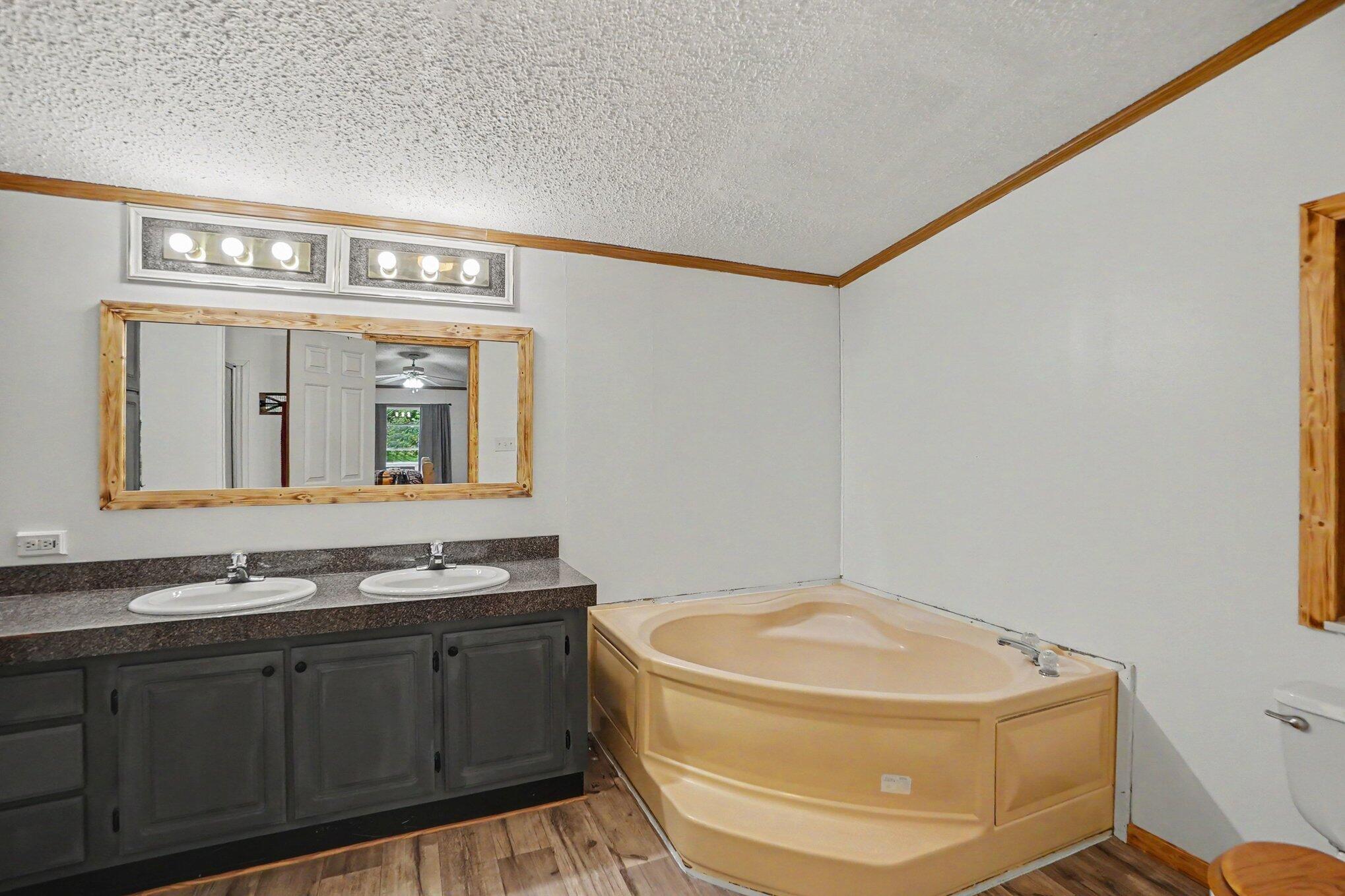 9323 180th Avenue Property Photo 18