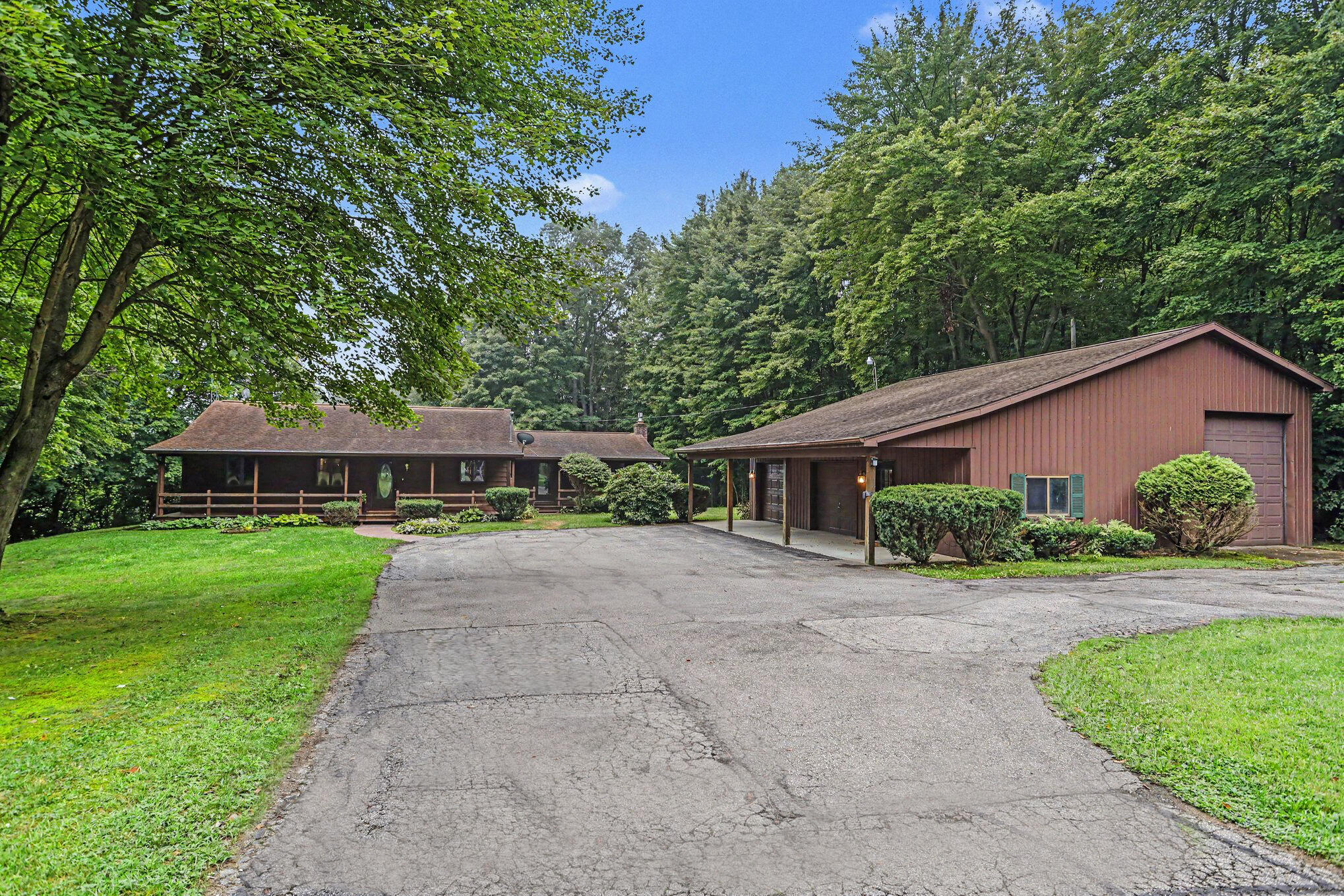 1176 Hamilton Road Property Photo 1