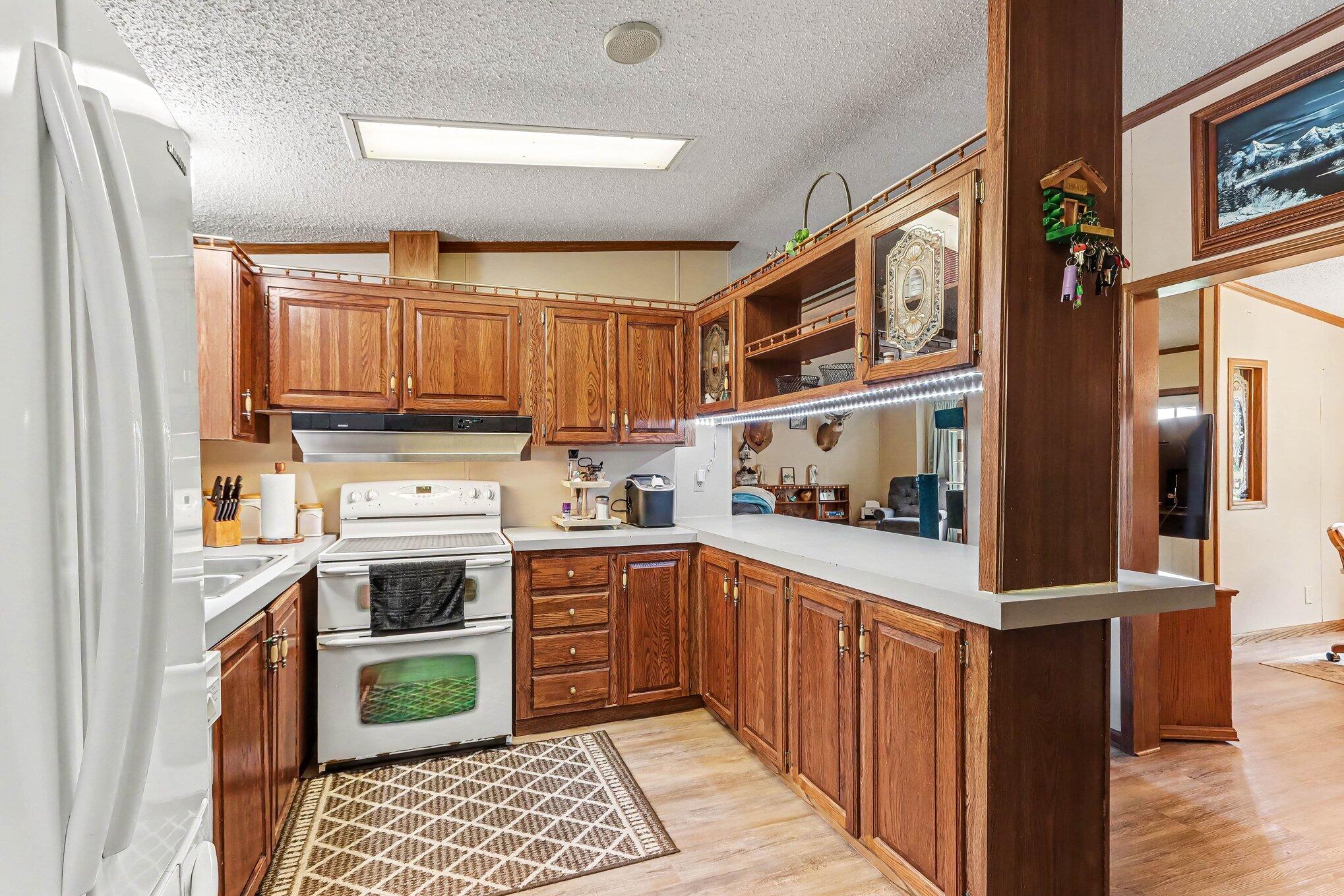 24070 J Drive N Property Photo 6