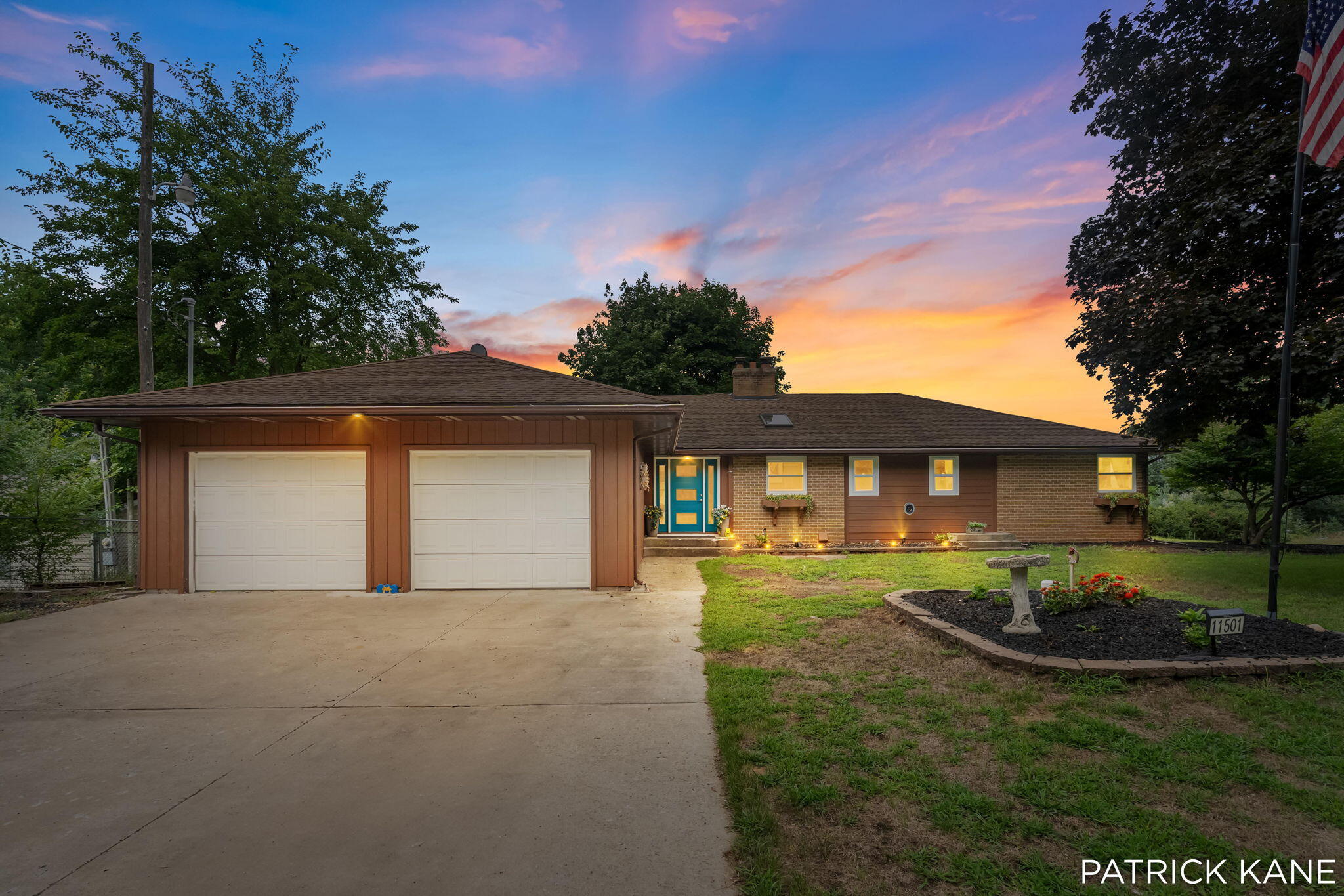 11501 S West County Line Road Property Photo 1
