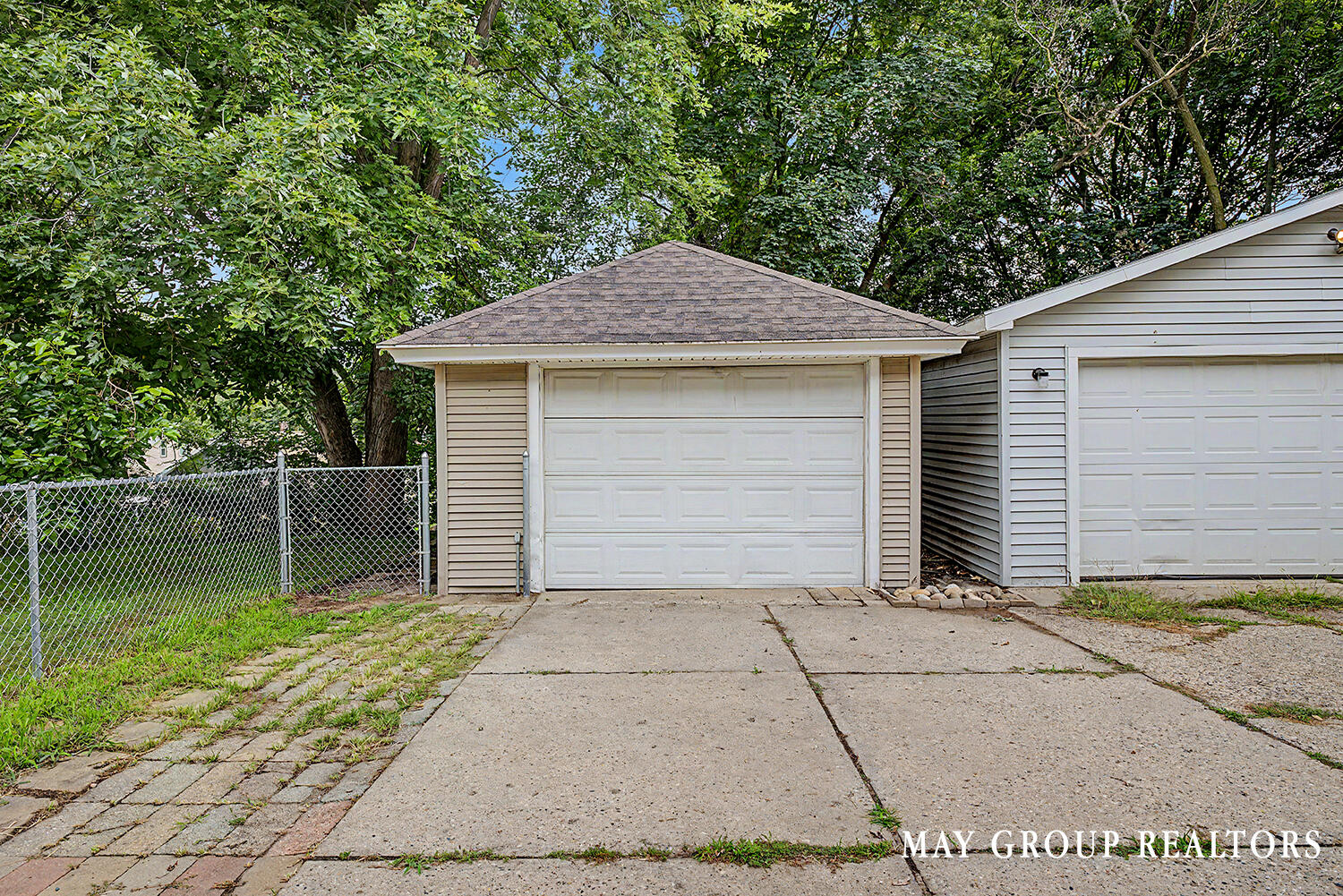 143 Burr Oak Street Ne Property Photo 40