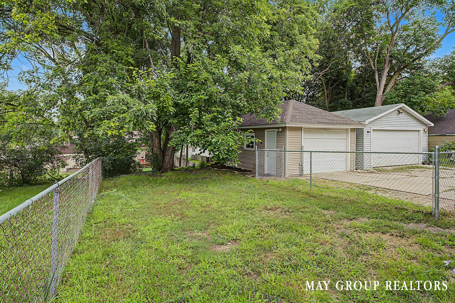143 Burr Oak Street Ne Property Photo 41