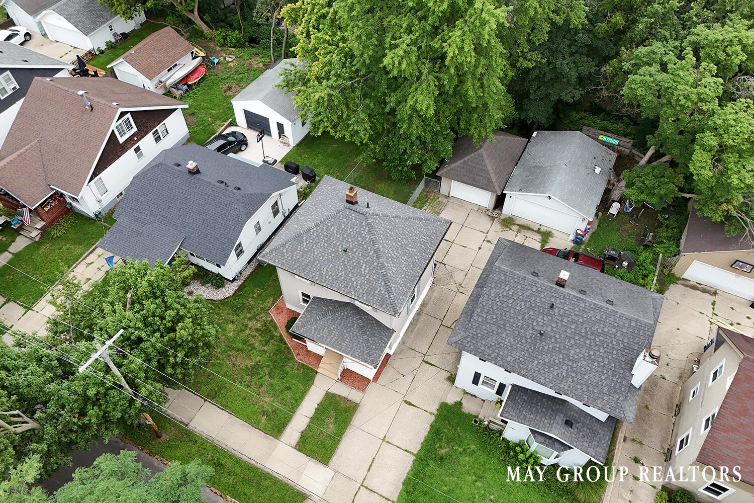 143 Burr Oak Street Ne Property Photo 43