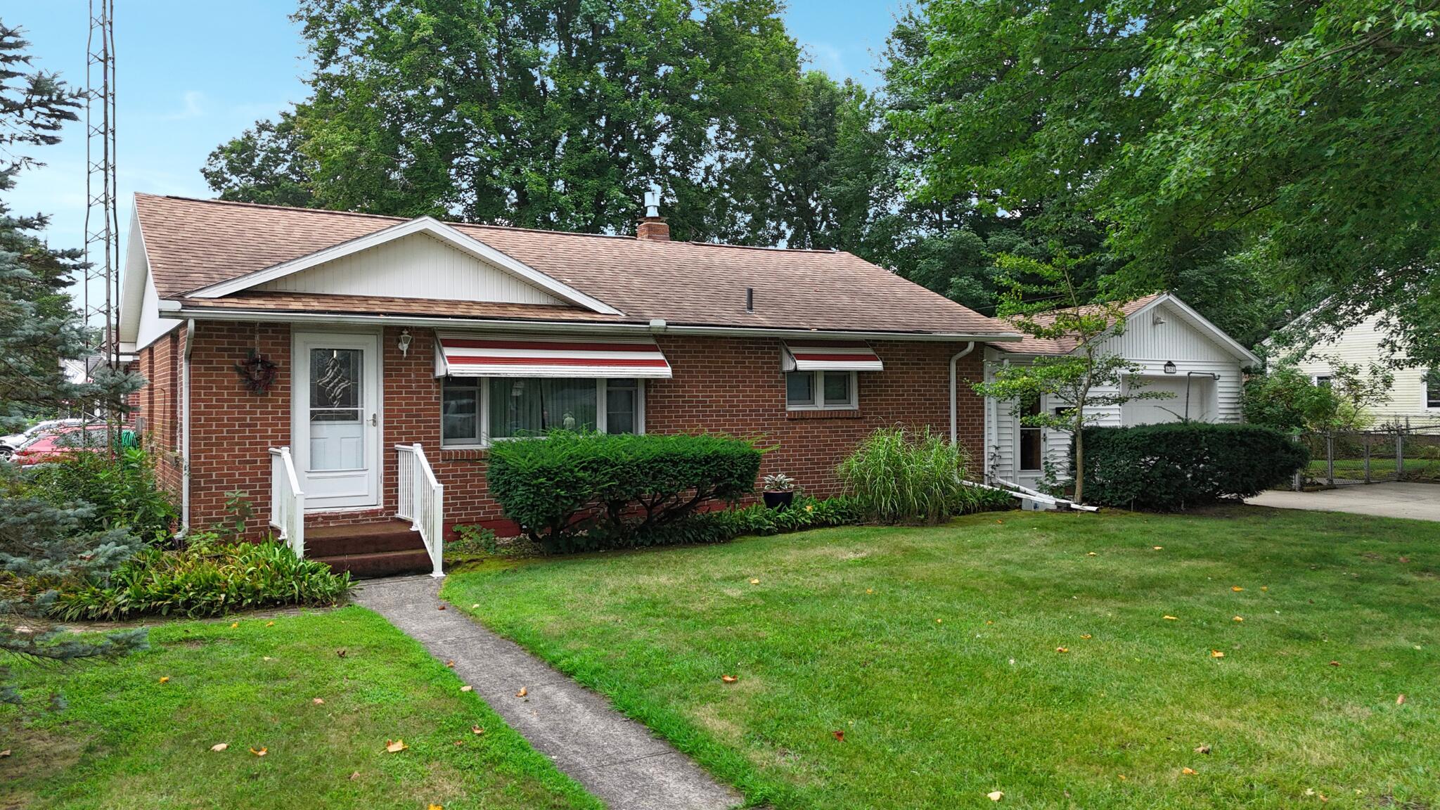 624 Helena Street Property Photo 1