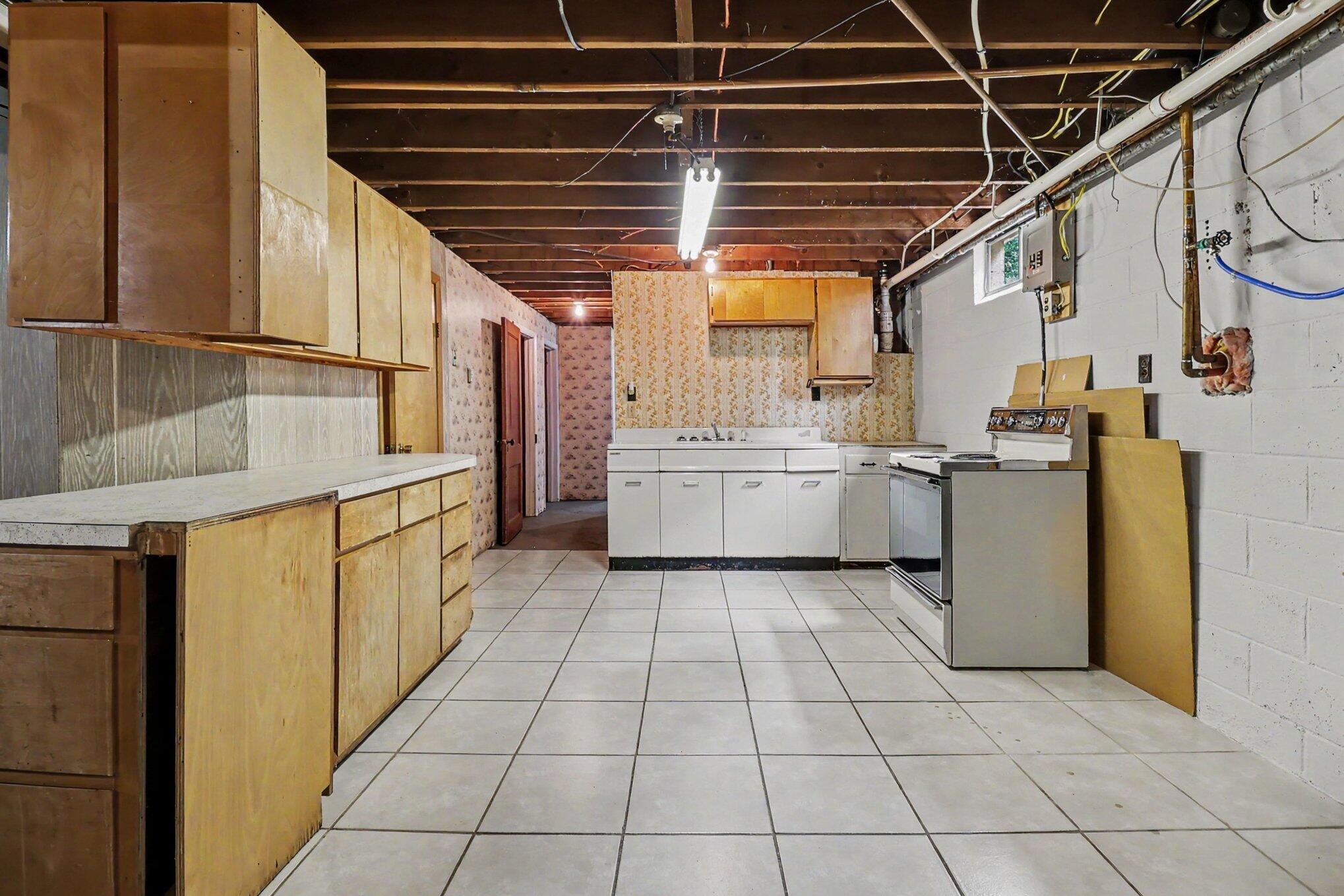 1061 E Fountain Road Property Photo 30