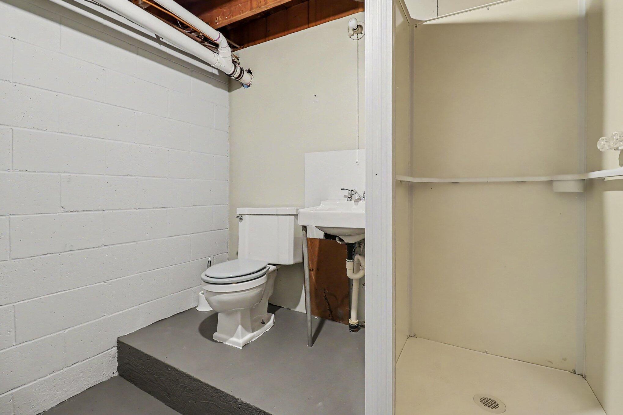 1061 E Fountain Road Property Photo 31