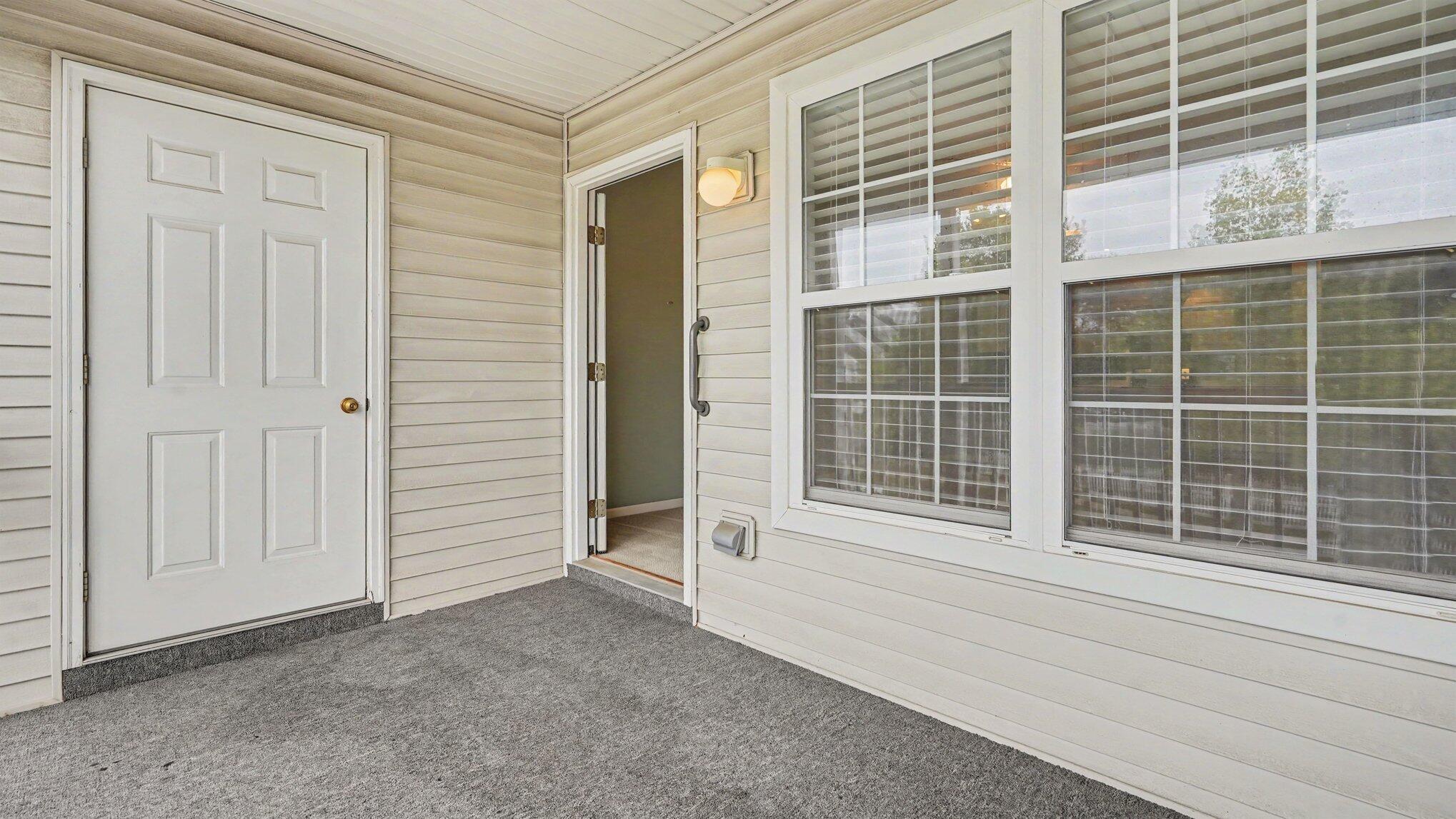 2654 S Knightsbridge Circle Property Photo 10
