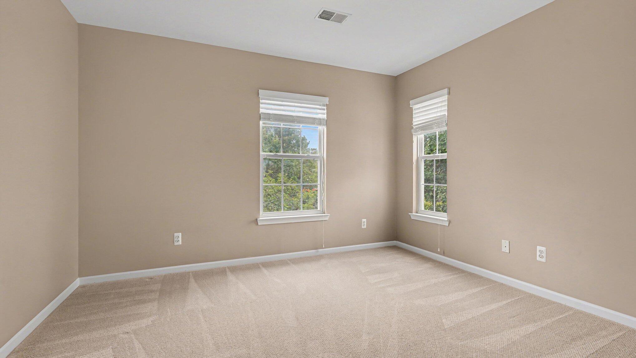 2654 S Knightsbridge Circle Property Photo 16