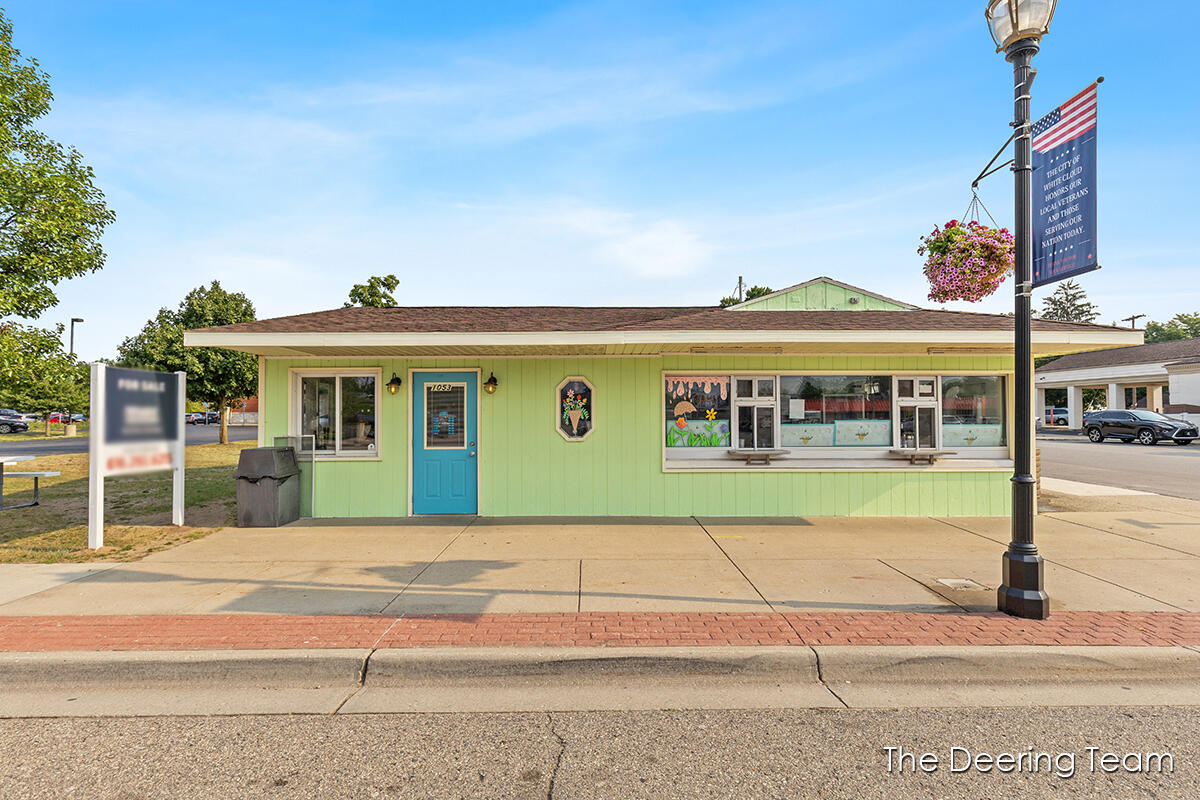 1053 E Wilcox Avenue Property Photo 1