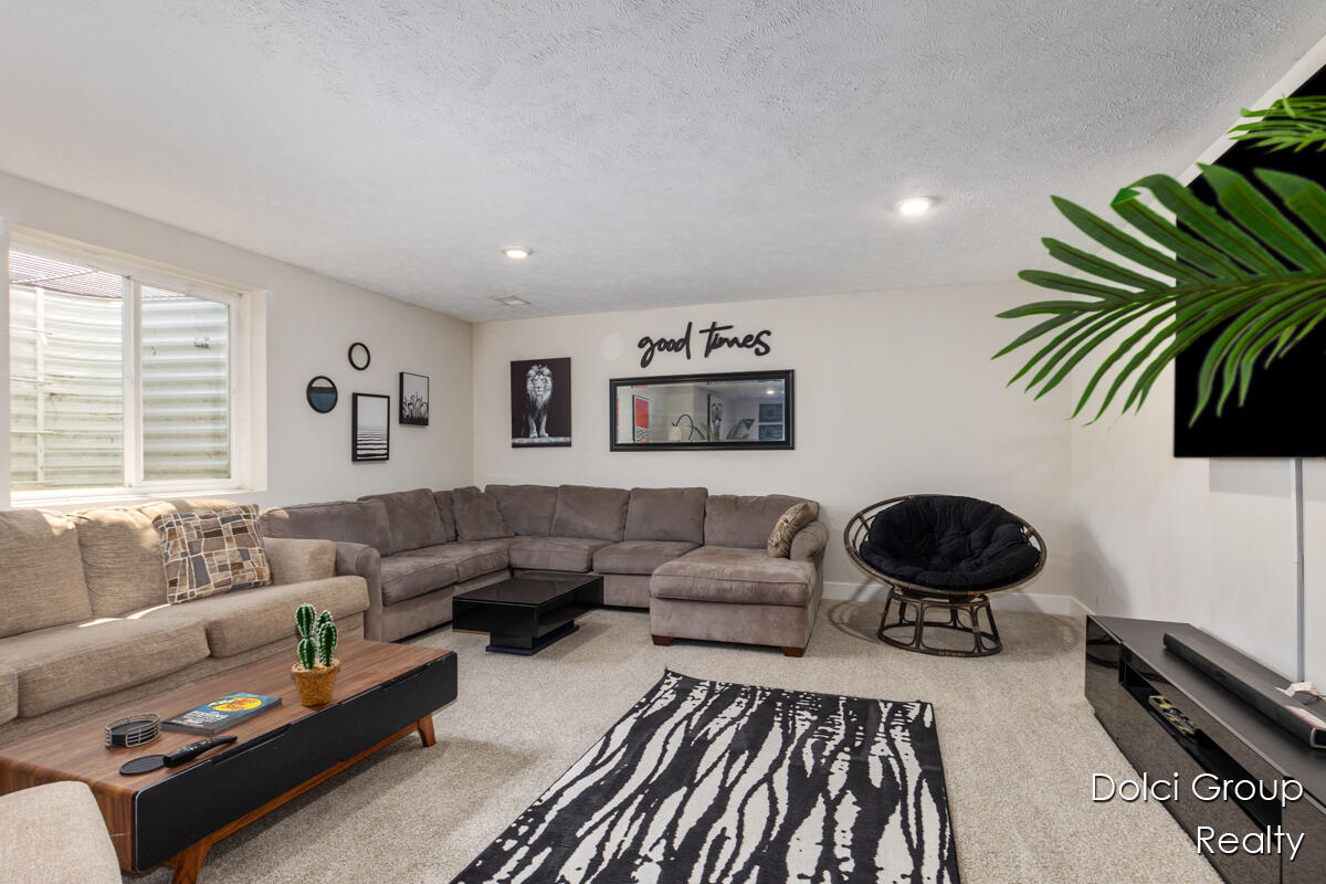 4208 Shetland Drive Property Photo 24