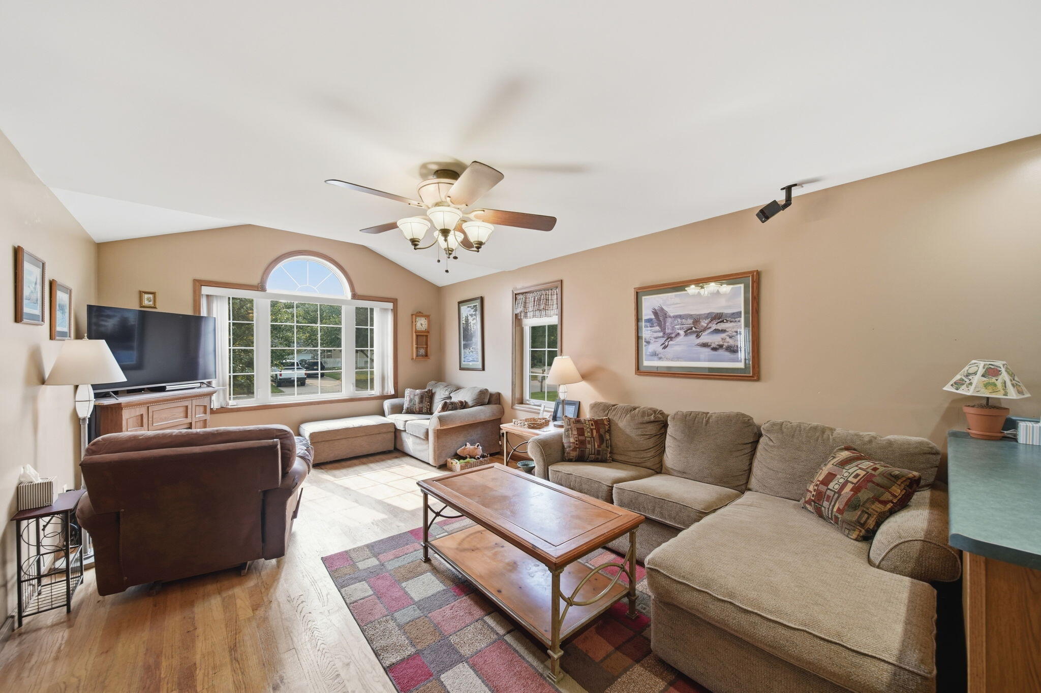 4211 Aspen Way Property Photo 9