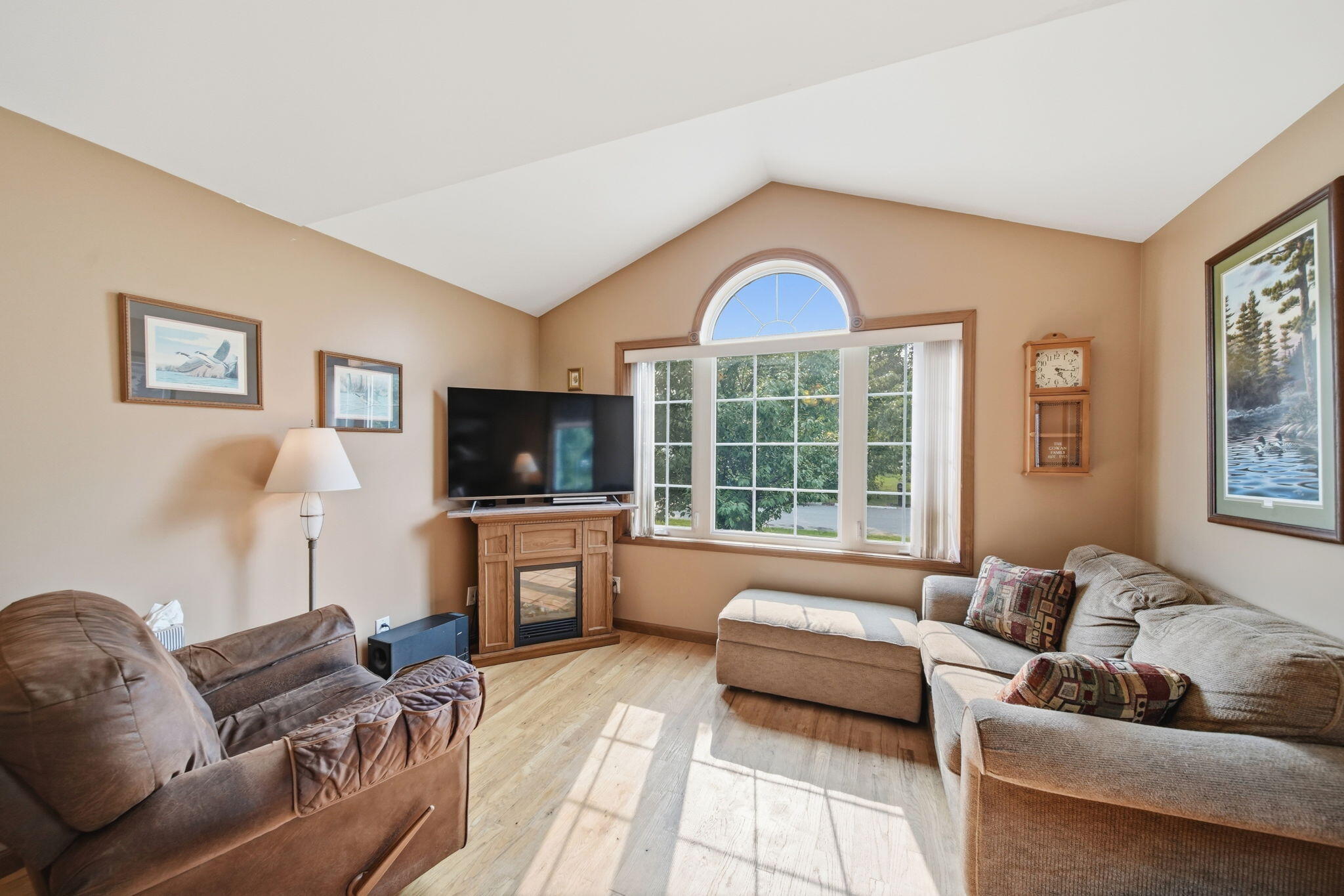 4211 Aspen Way Property Photo 10