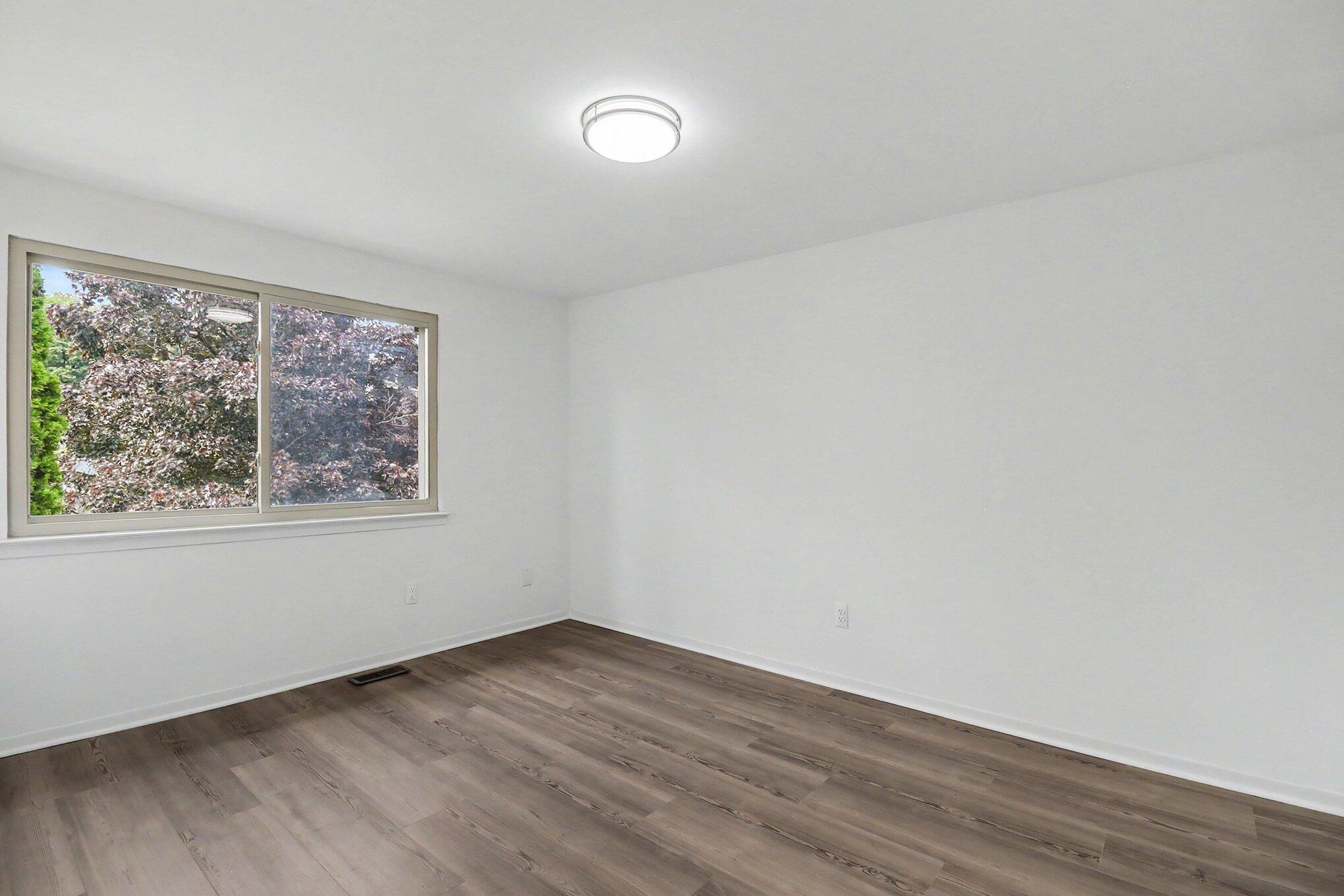 6021 Fairbrook Drive Property Photo 17