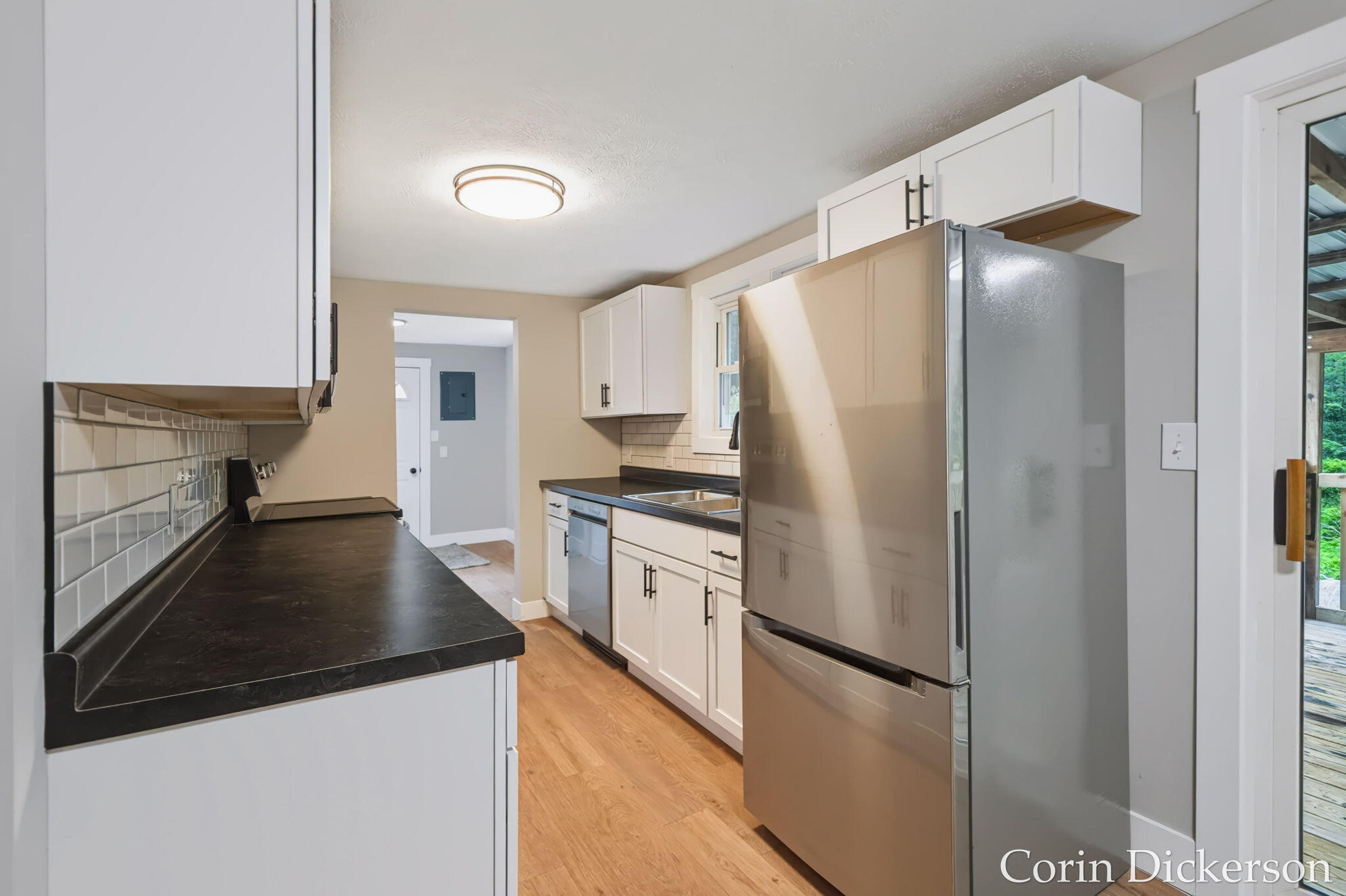 13790 Hutchinson Road Property Photo 10