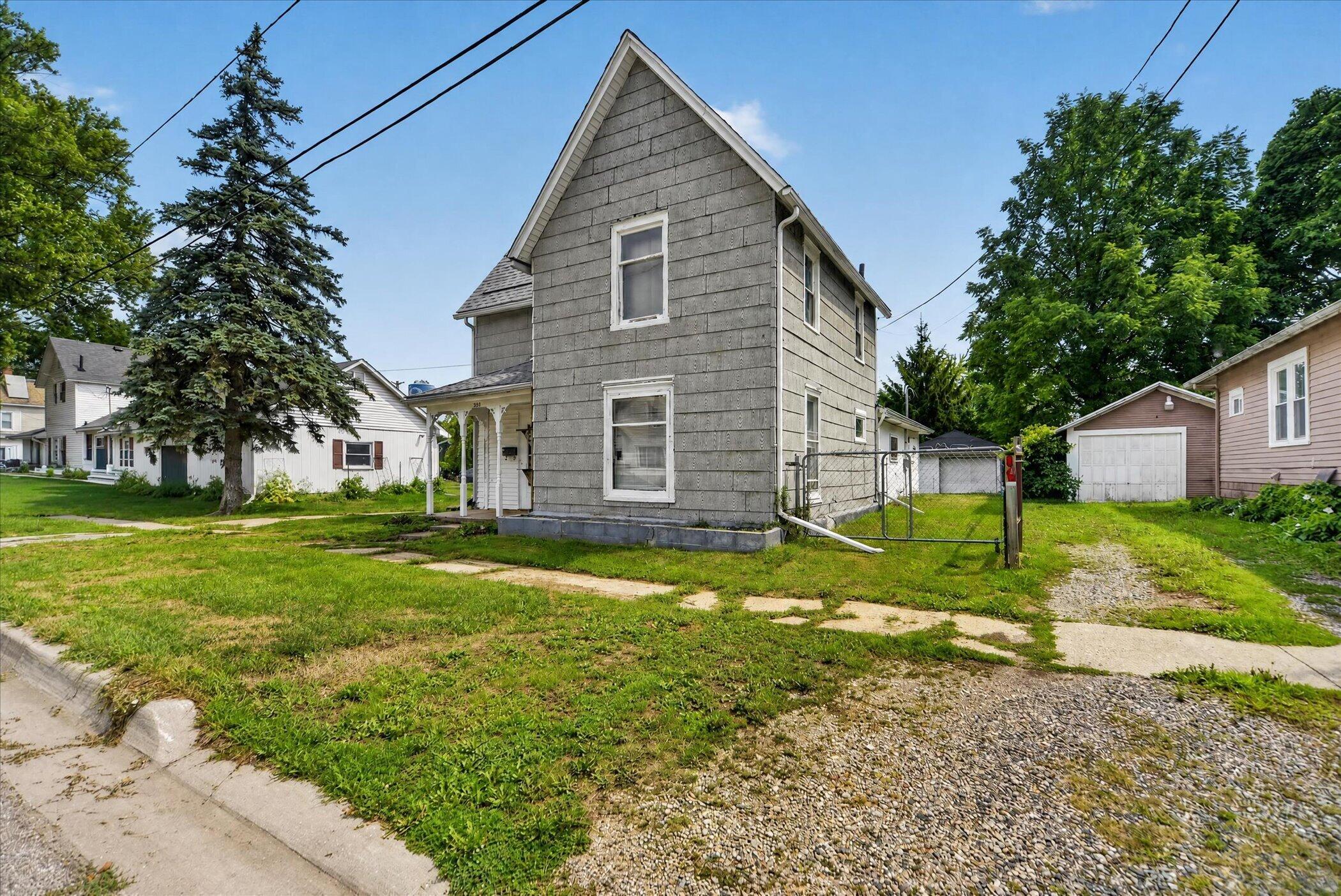 203 Brown Street Property Photo 3