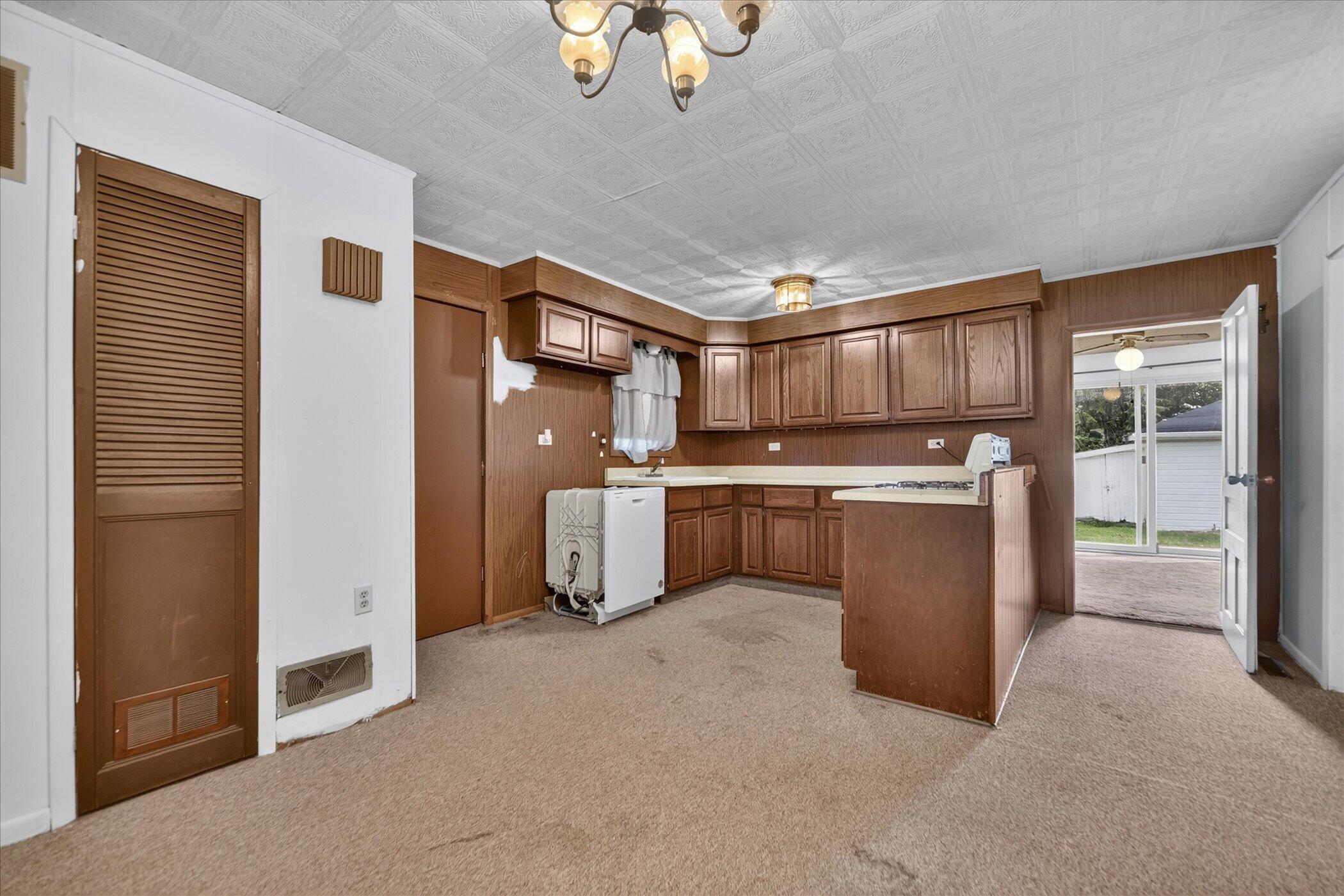 203 Brown Street Property Photo 9