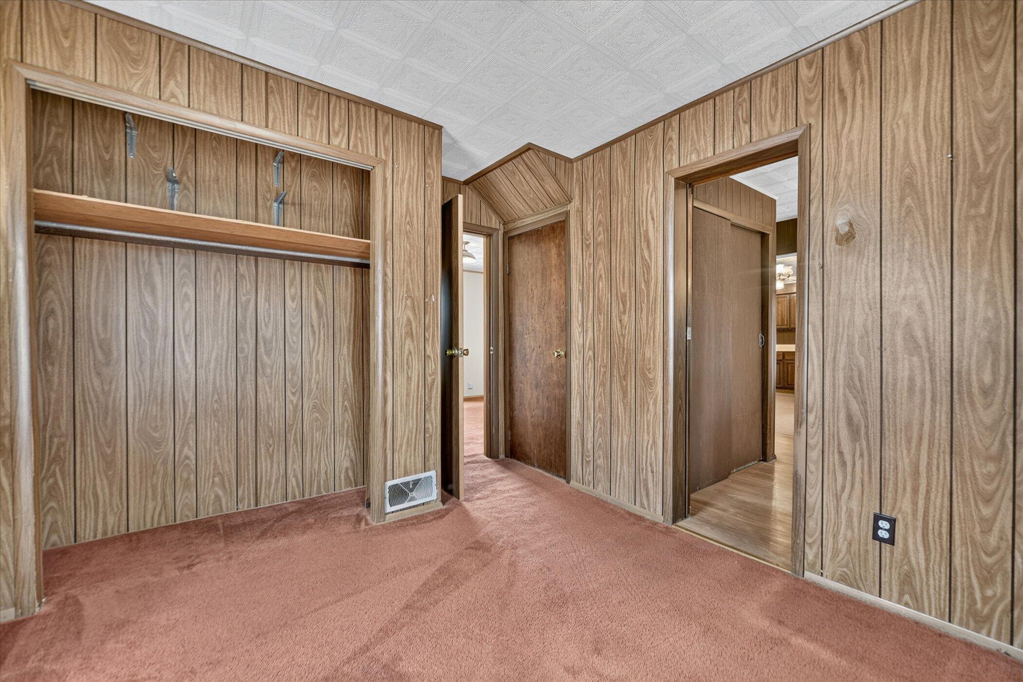 203 Brown Street Property Photo 14