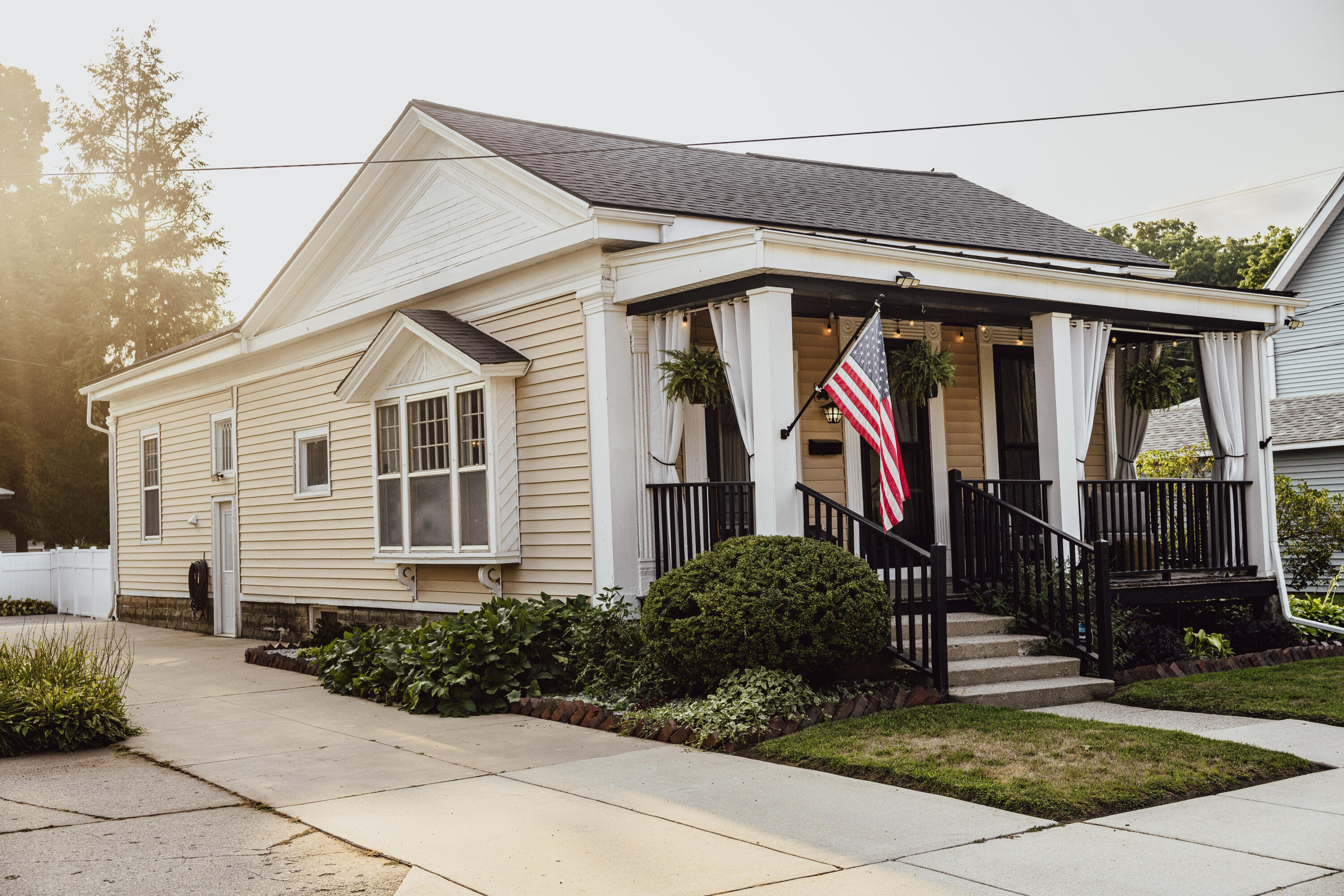 111 Rich Street Property Photo 1