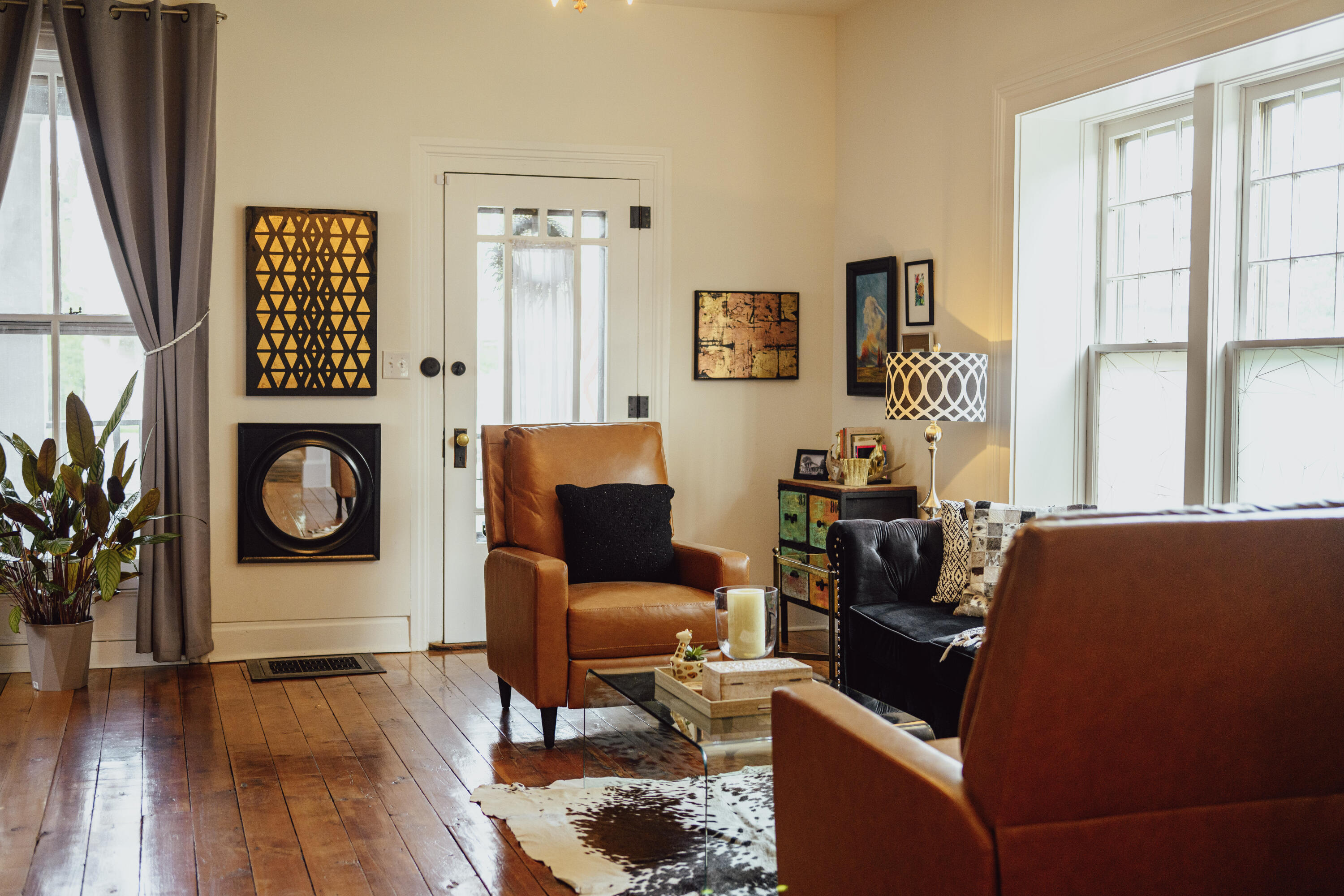 111 Rich Street Property Photo 5
